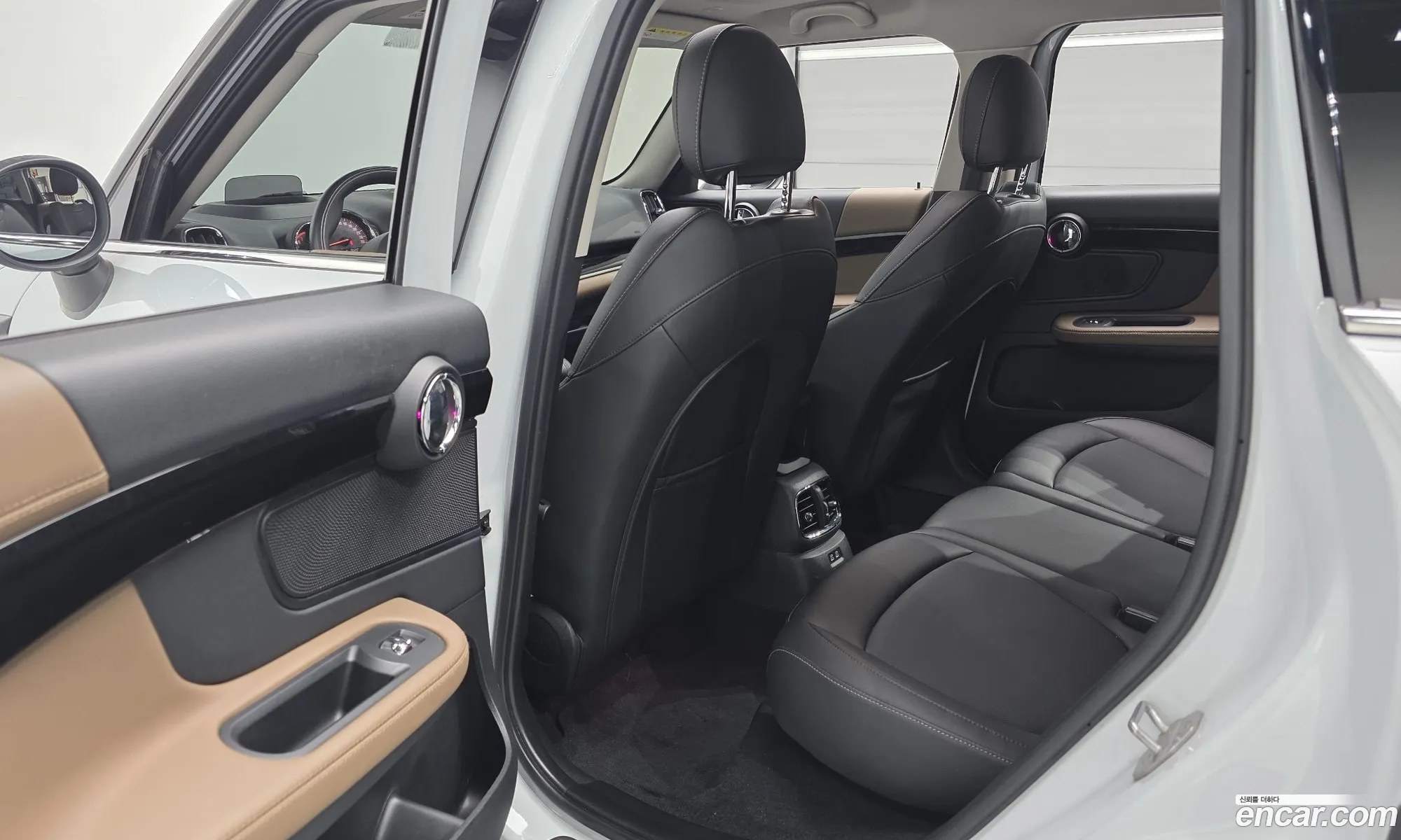 Mini Cooper Countryman 2019 WMWYU9101K3H02159 — 28