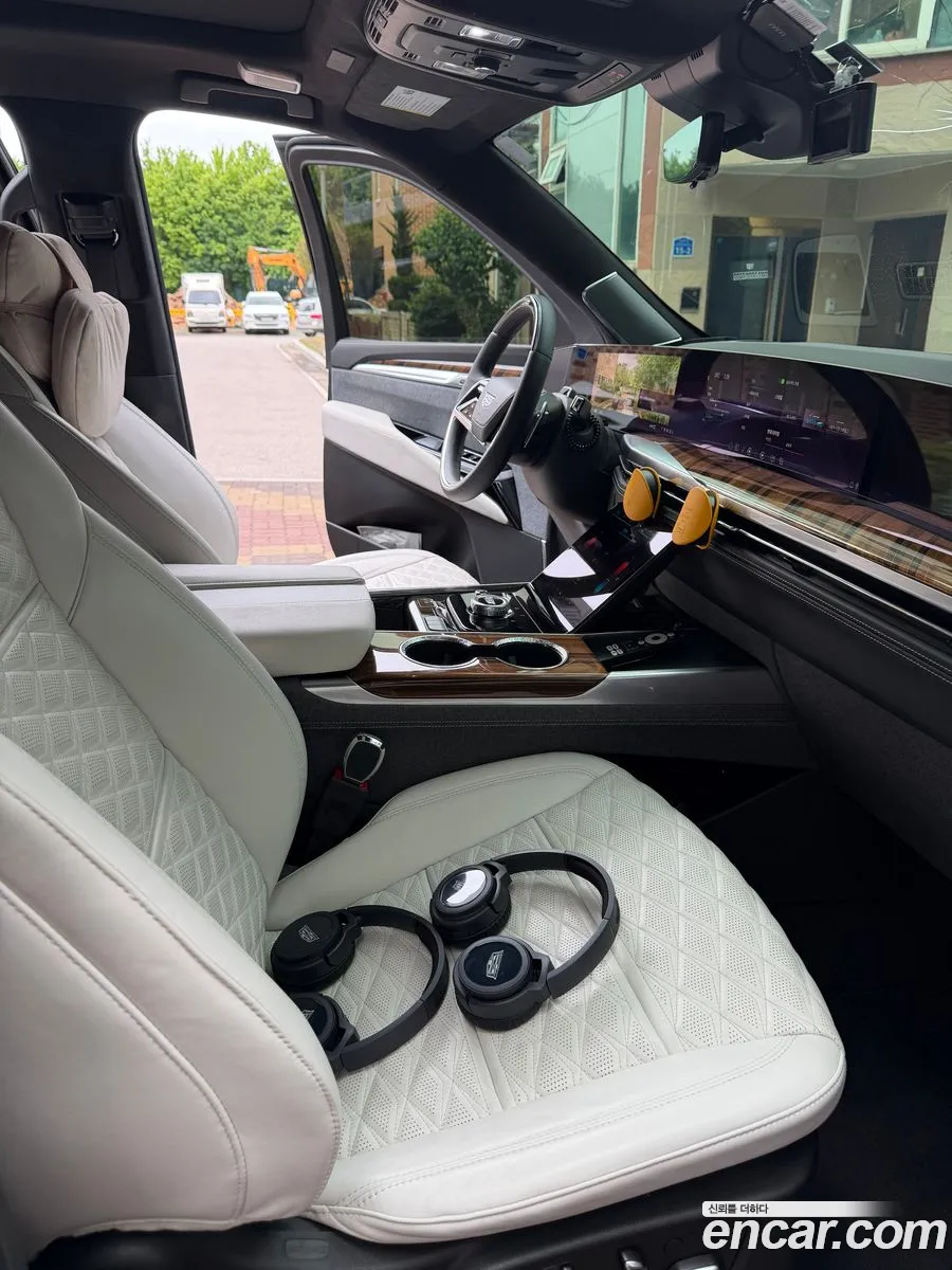 Cadillac Escalade 2025 — 6