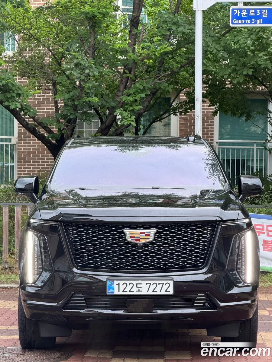 Cadillac Escalade 2025 — 7