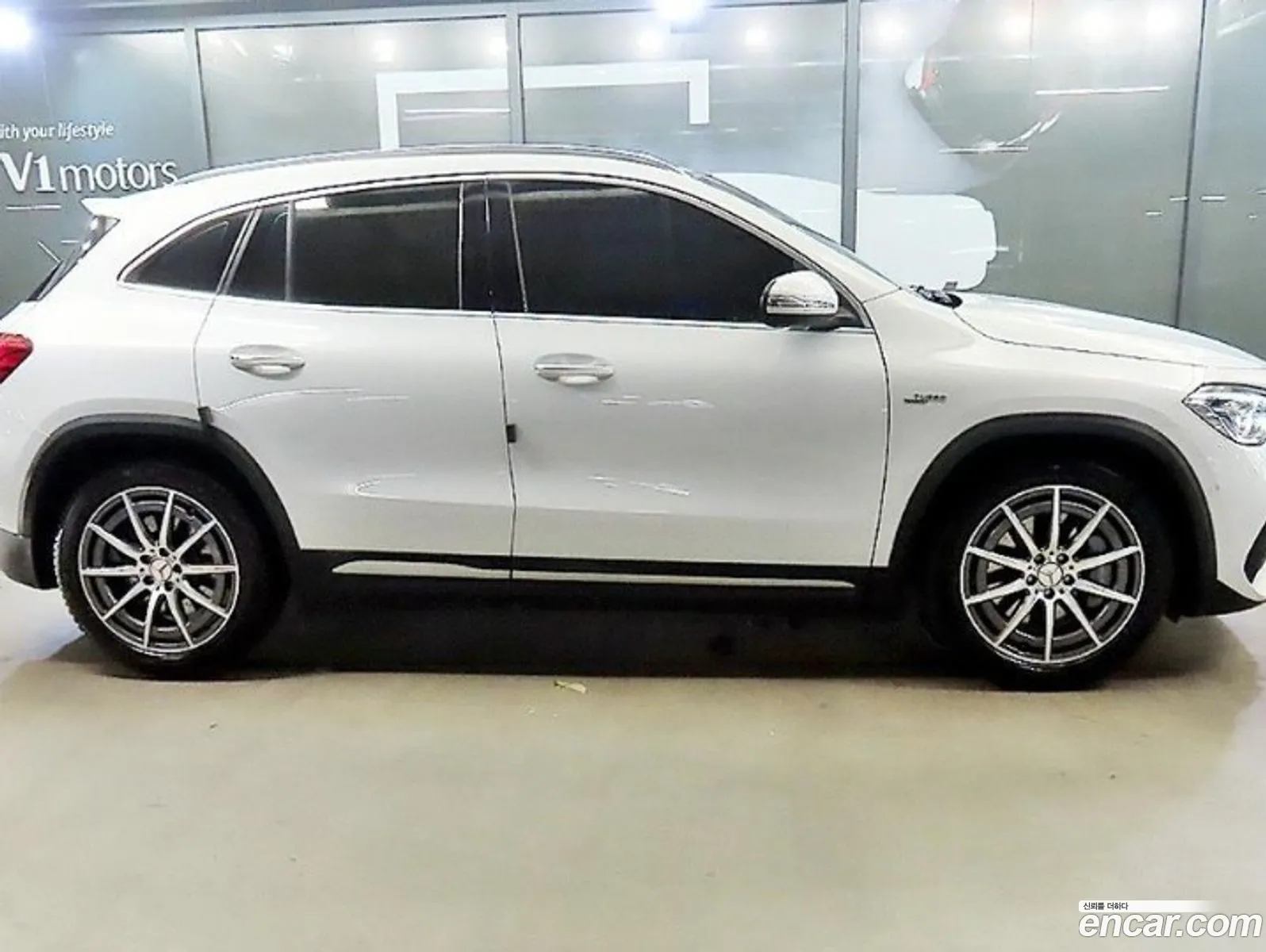 Mercedes-Benz GLA-Class H247 2021 — 7