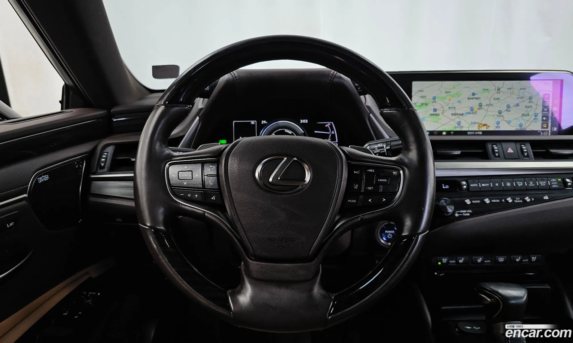 Lexus ES300h 7th Gen 2018 JTHB21B19K2005301 — 23