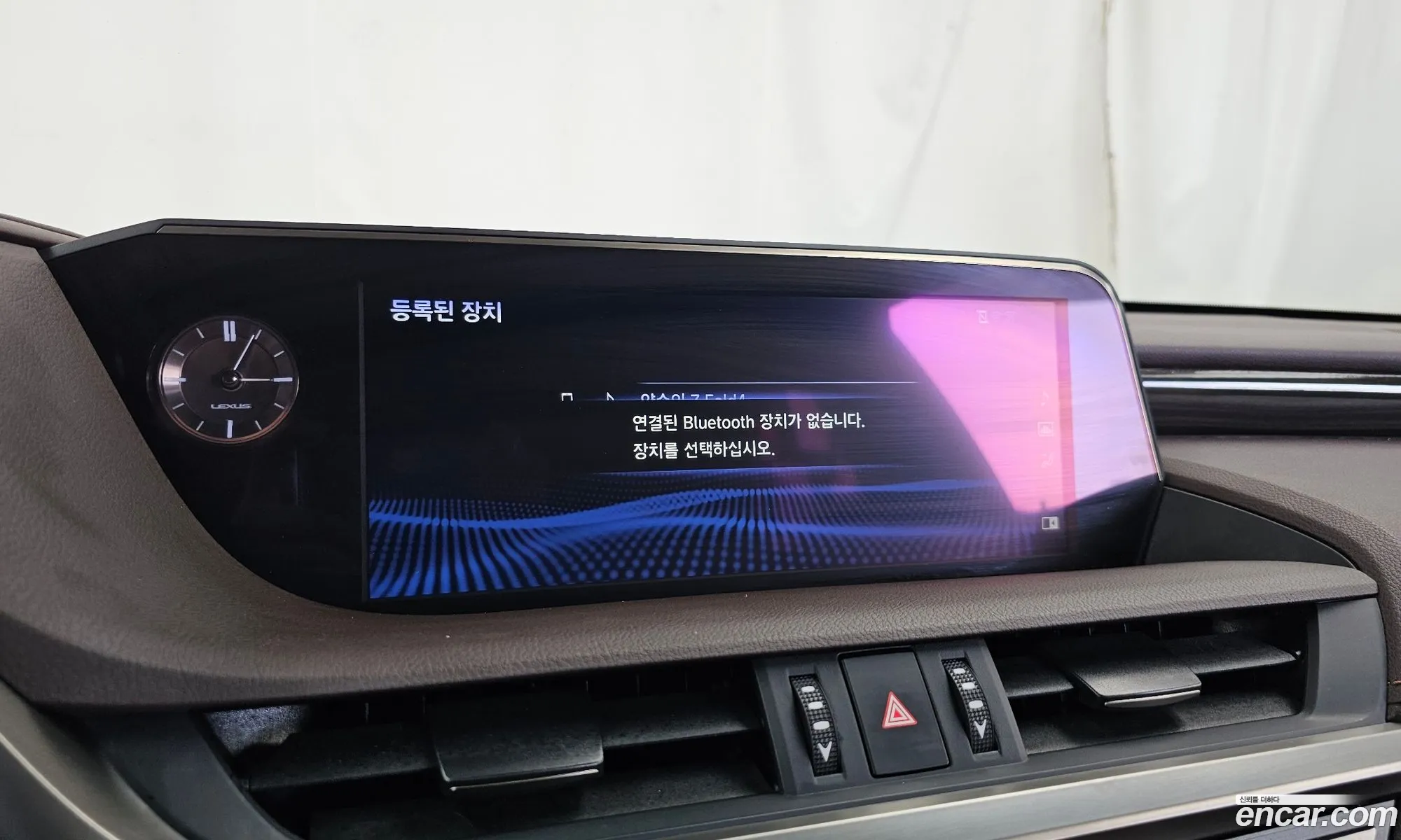 Lexus ES300h 7th Gen 2018 JTHB21B19K2005301 — 18