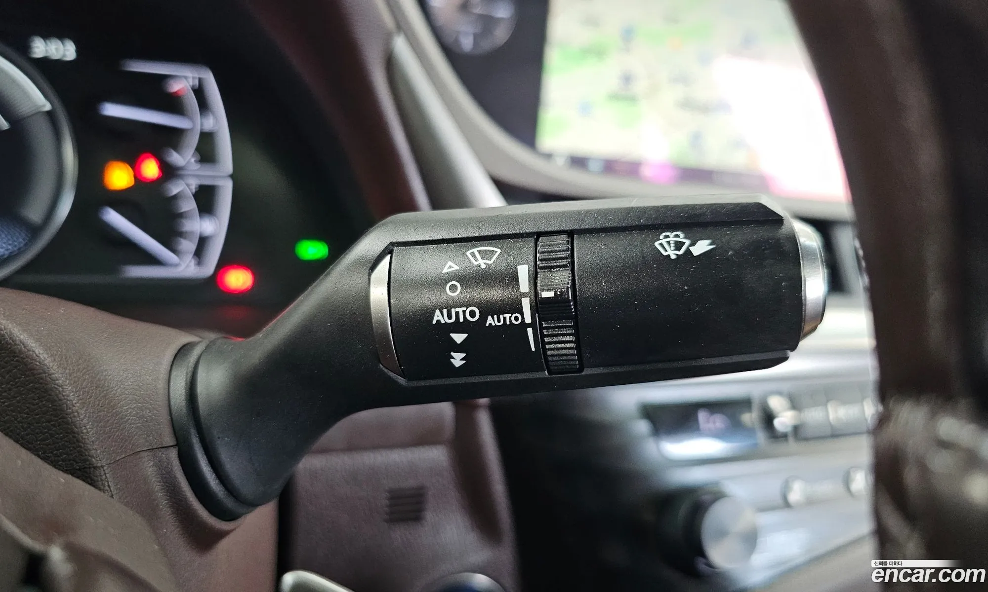 Lexus ES300h 7th Gen 2018 JTHB21B19K2005301 — 14
