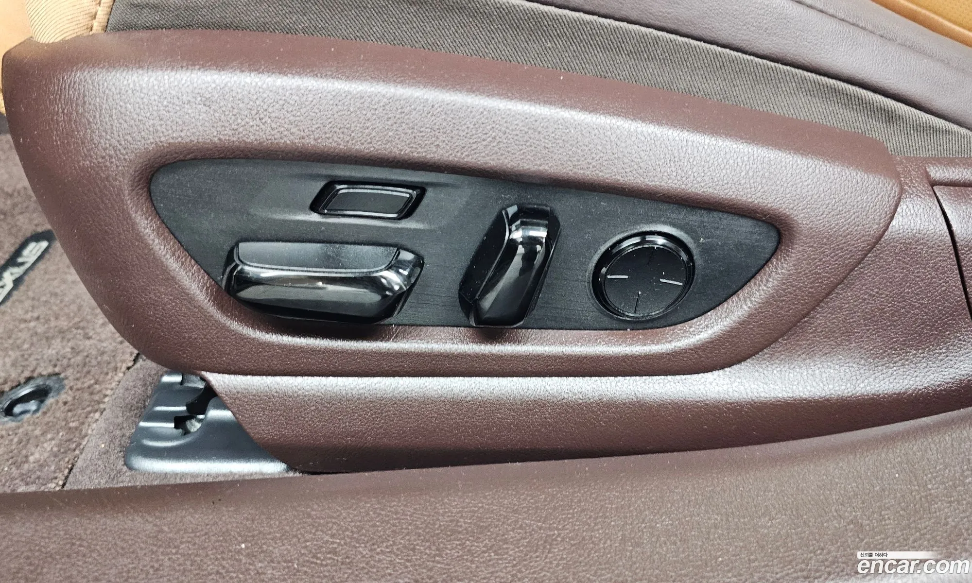 Lexus ES300h 7th Gen 2018 JTHB21B19K2005301 — 34