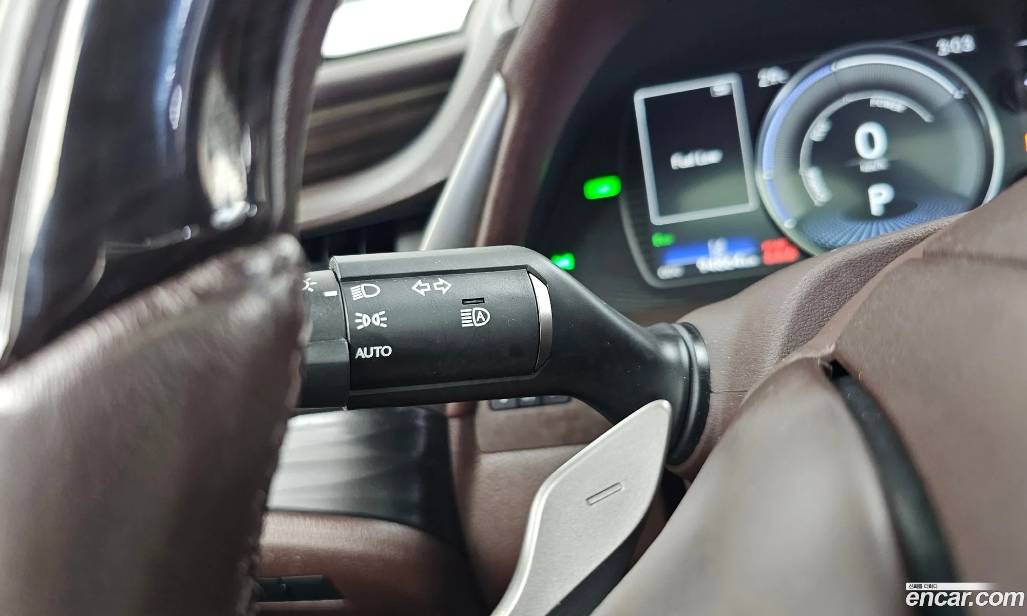 Lexus ES300h 7th Gen 2018 JTHB21B19K2005301 — 31