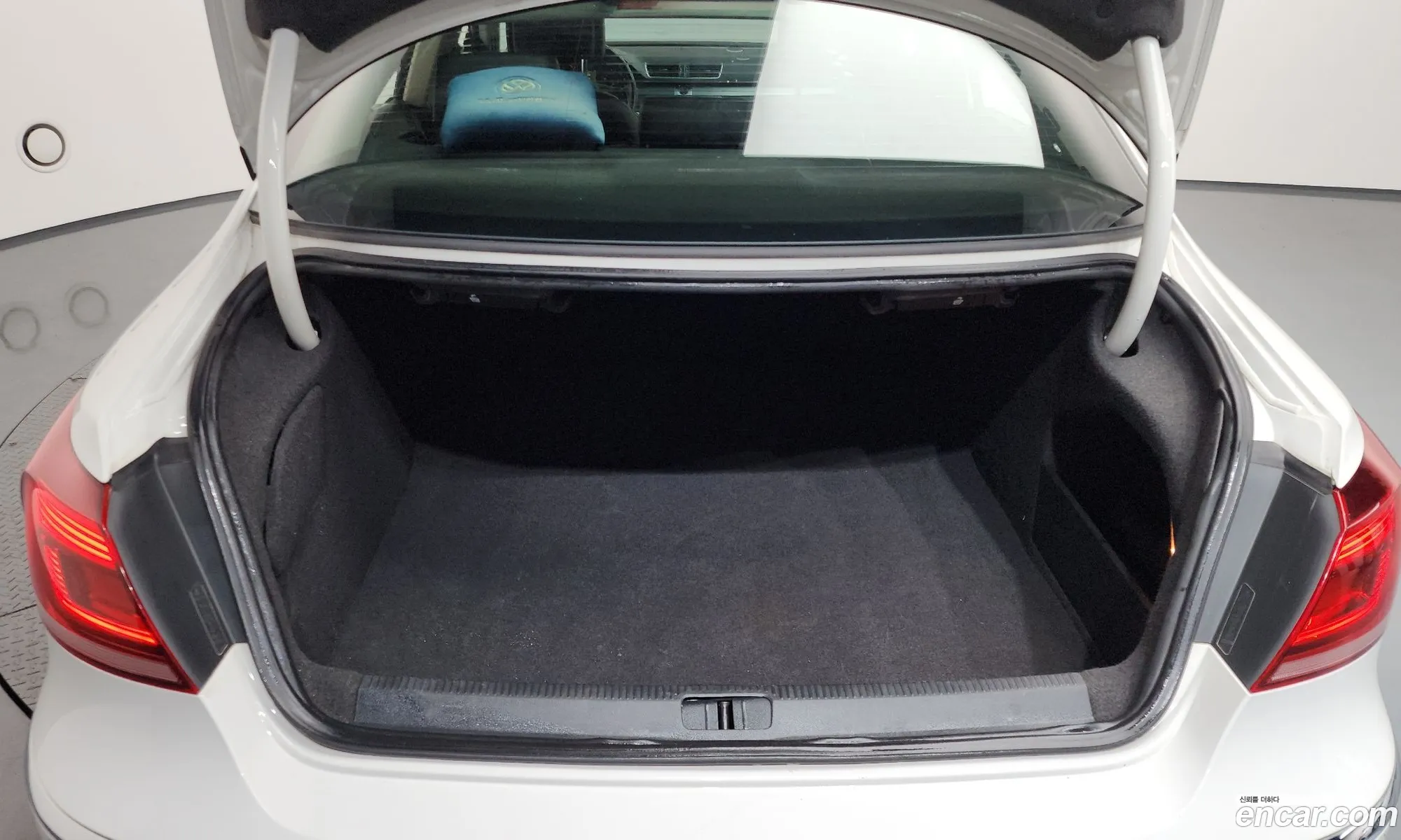 Volkswagen CC 2013 — 19