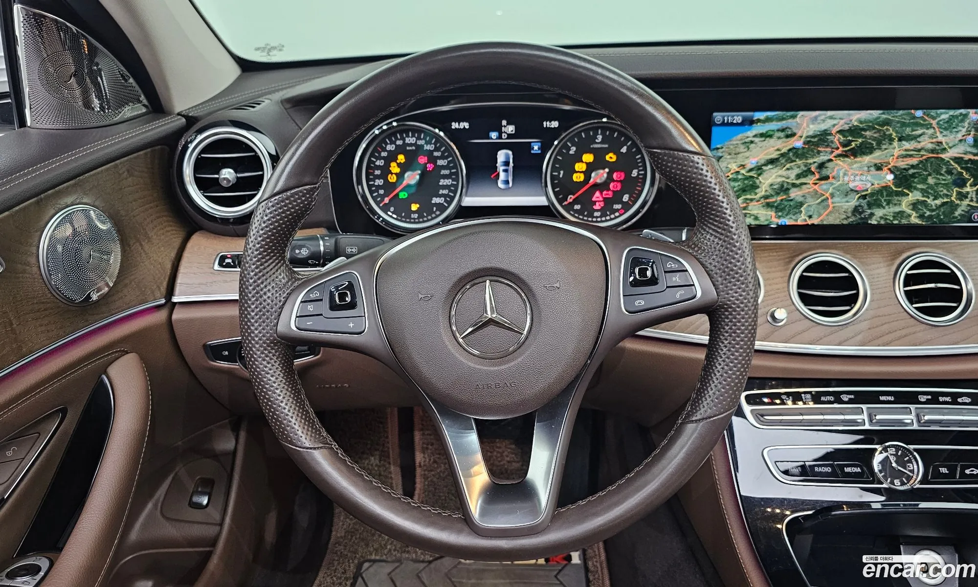 Mercedes-Benz E-Class W213 2017 WDDZF0FB9JA309305 — 20