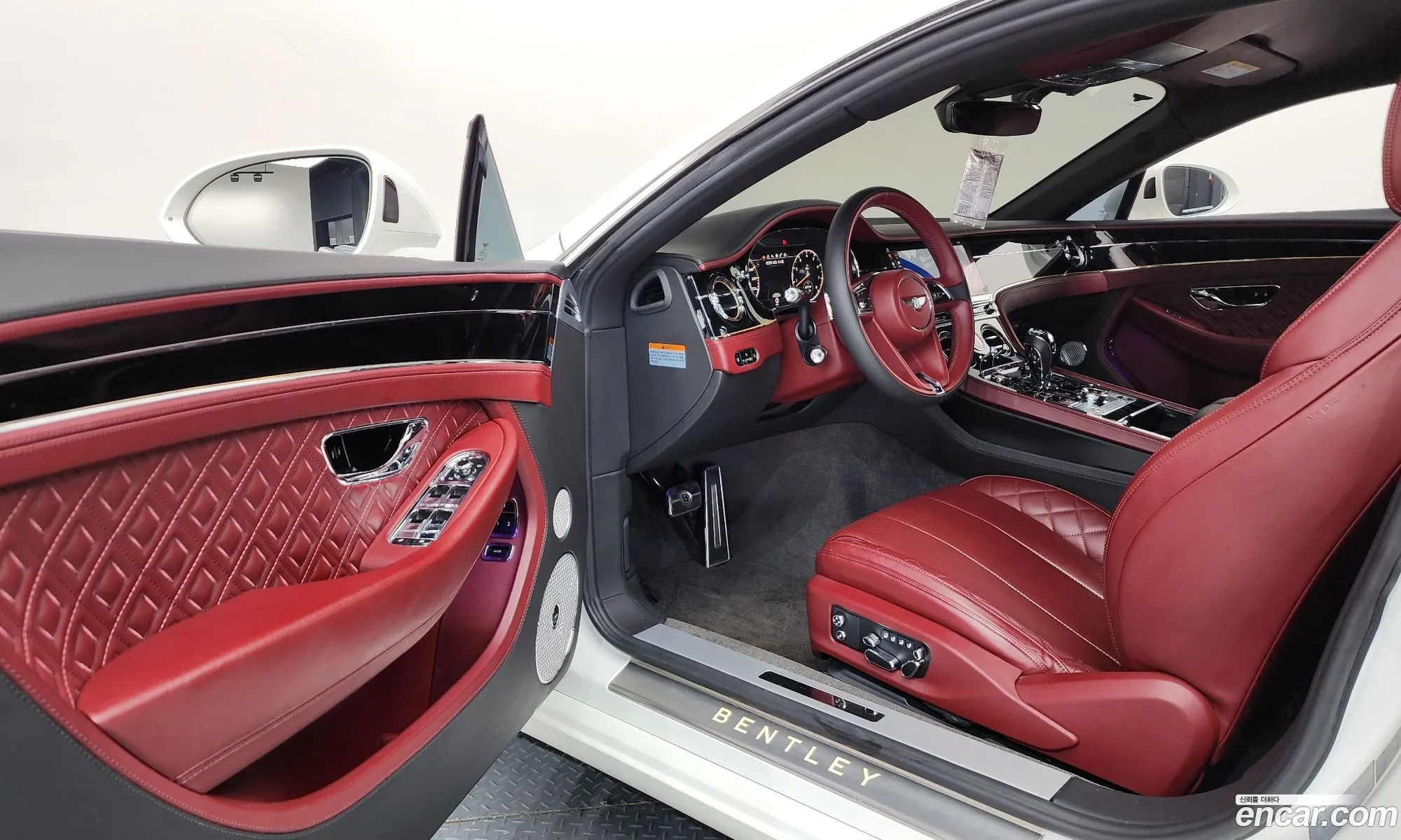 Bentley Continental GT 2020 — 12