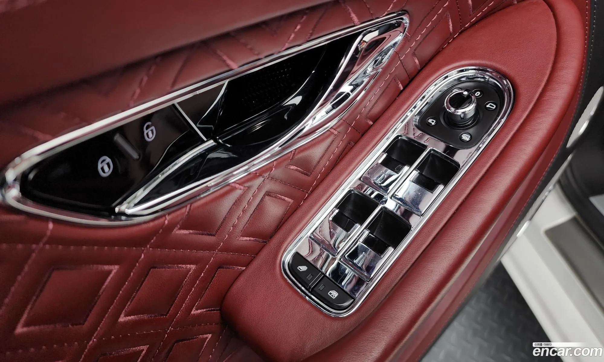 Bentley Continental GT 2020 — 34