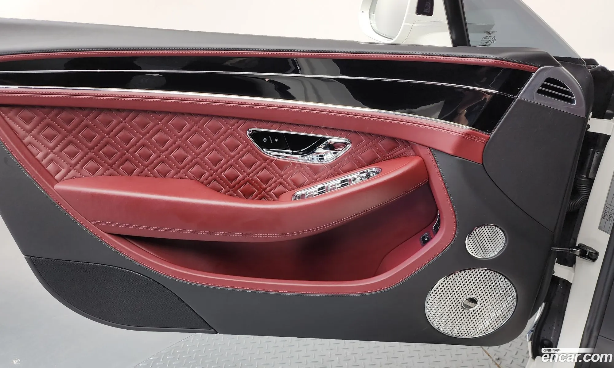 Bentley Continental GT 2020 — 16
