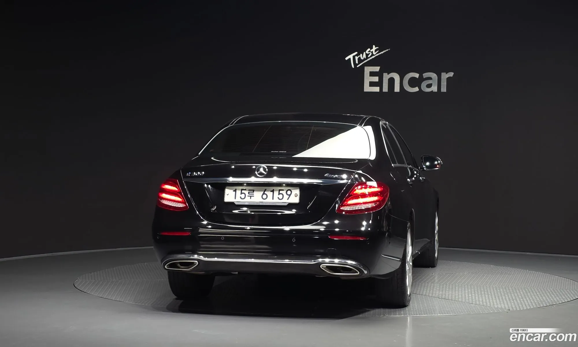 Mercedes-Benz E-Class W213 2018 WDDZF4KB7JA377275 — 19