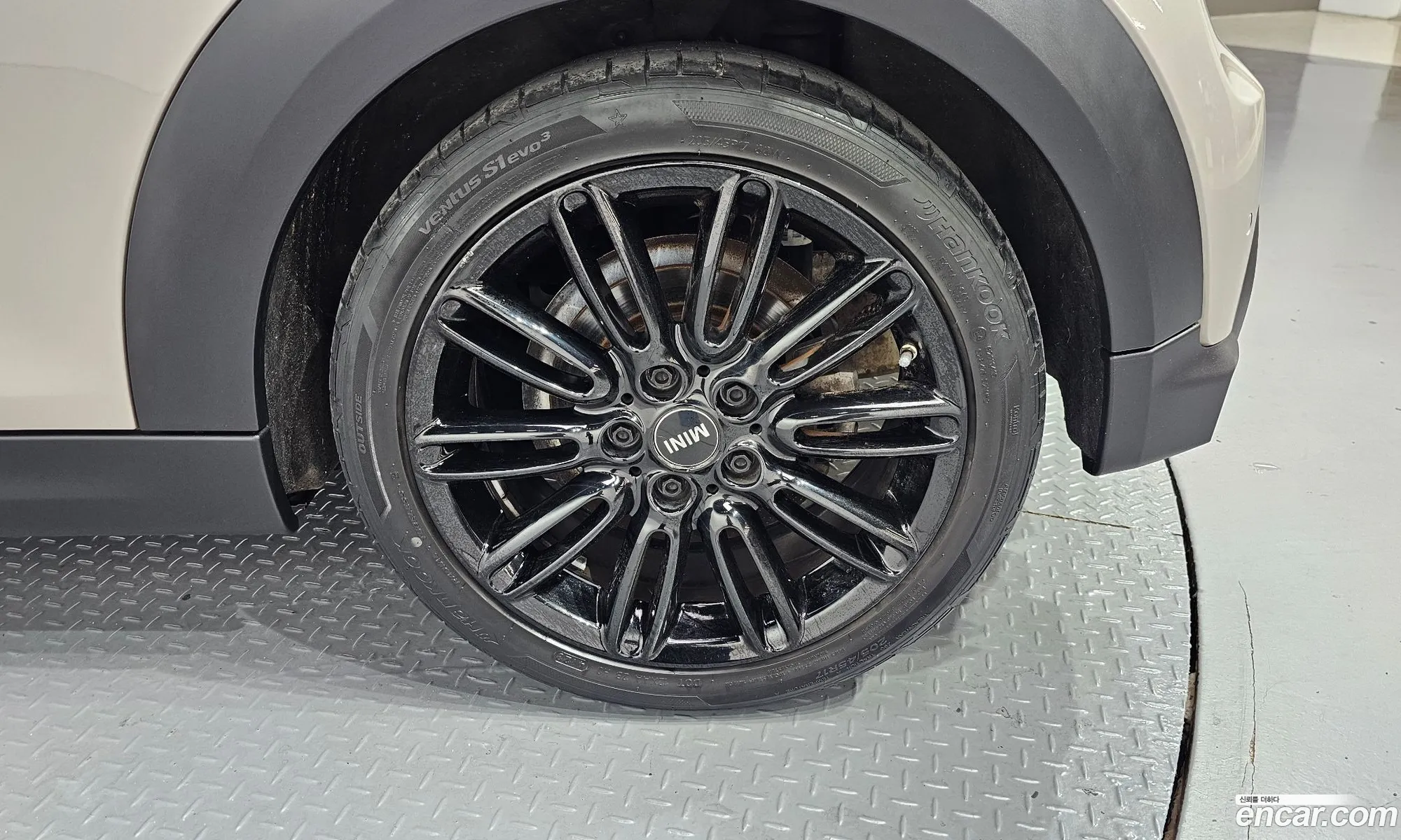 Mini Cooper Convertible 2024 WMW31DL00R3S22981 — 14