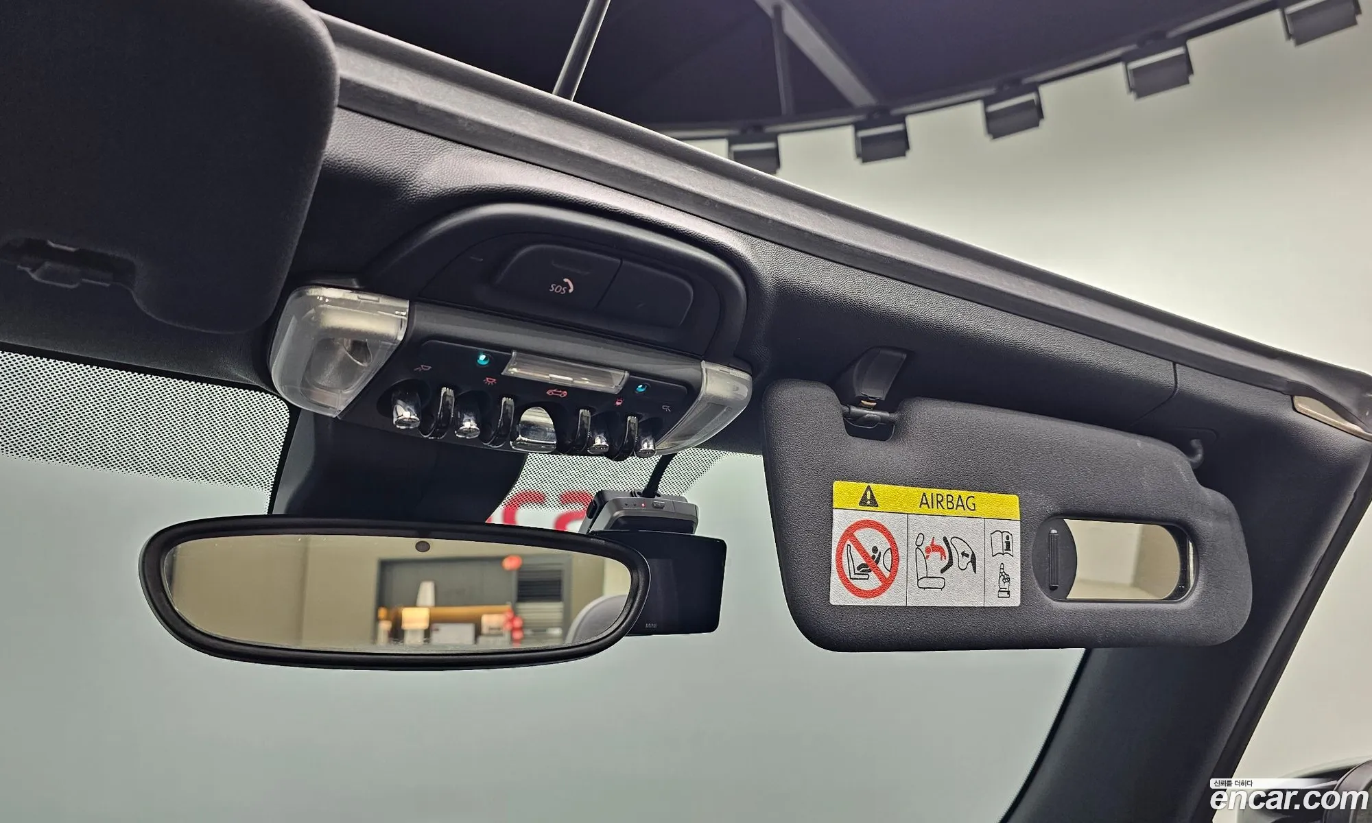 Mini Cooper Convertible 2024 WMW31DL00R3S22981 — 10