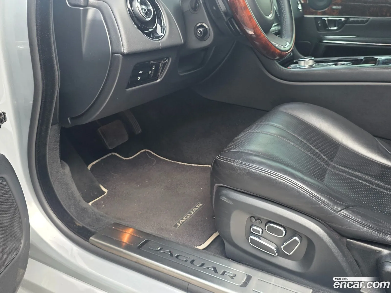 Jaguar XJ 2014 — 20