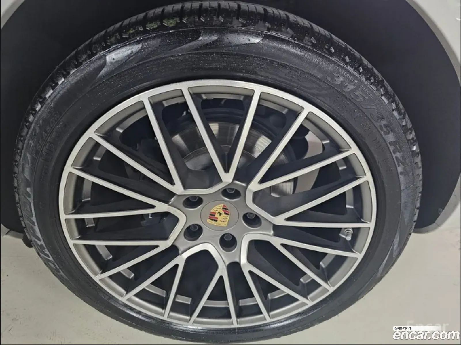Porsche Cayenne 2023 — 14