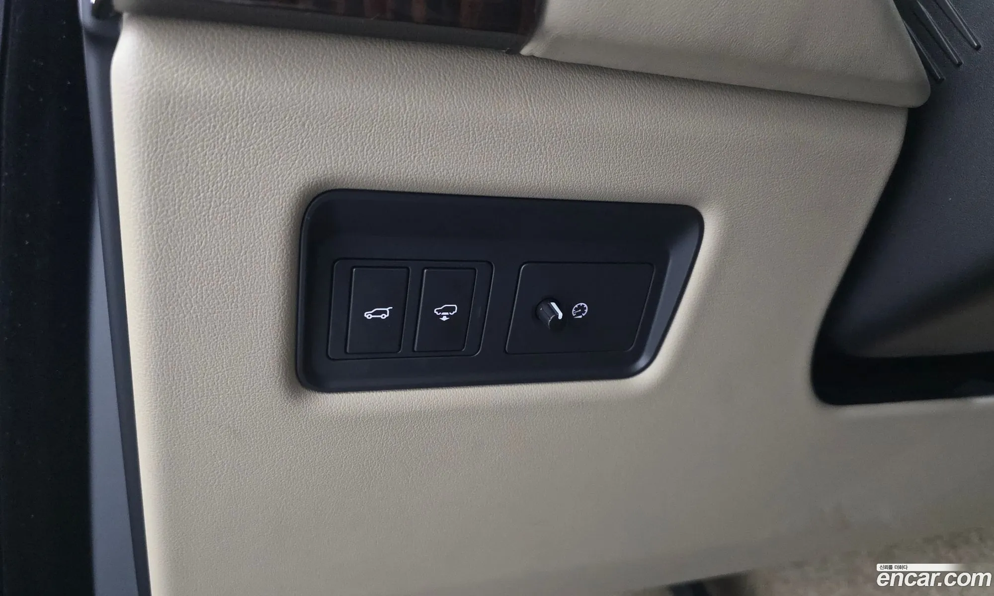 Land Rover Range Rover 2016 SALGA3EF1GA292863 — 12
