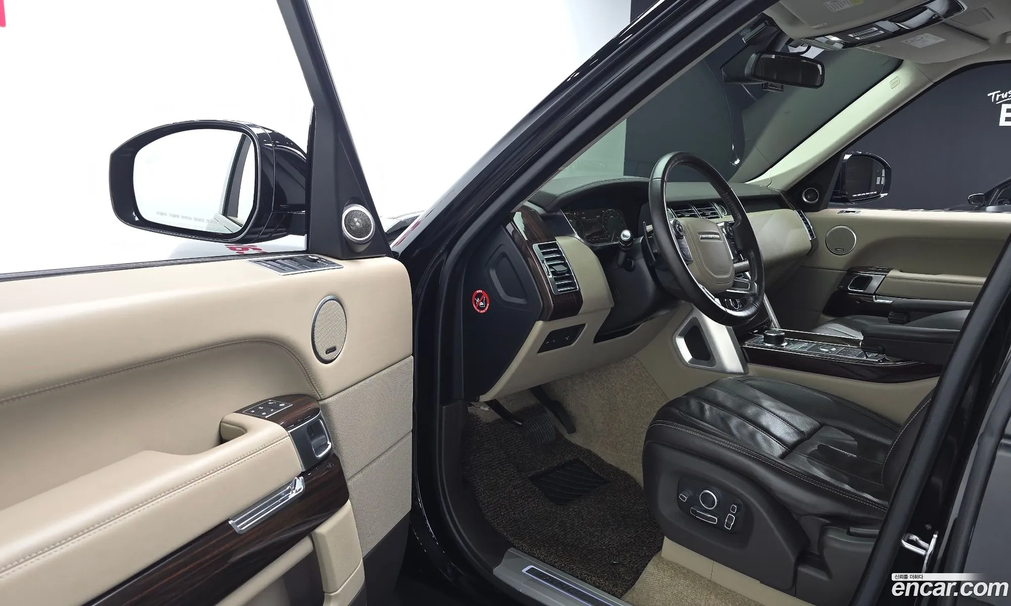 Land Rover Range Rover 2016 SALGA3EF1GA292863 — 18