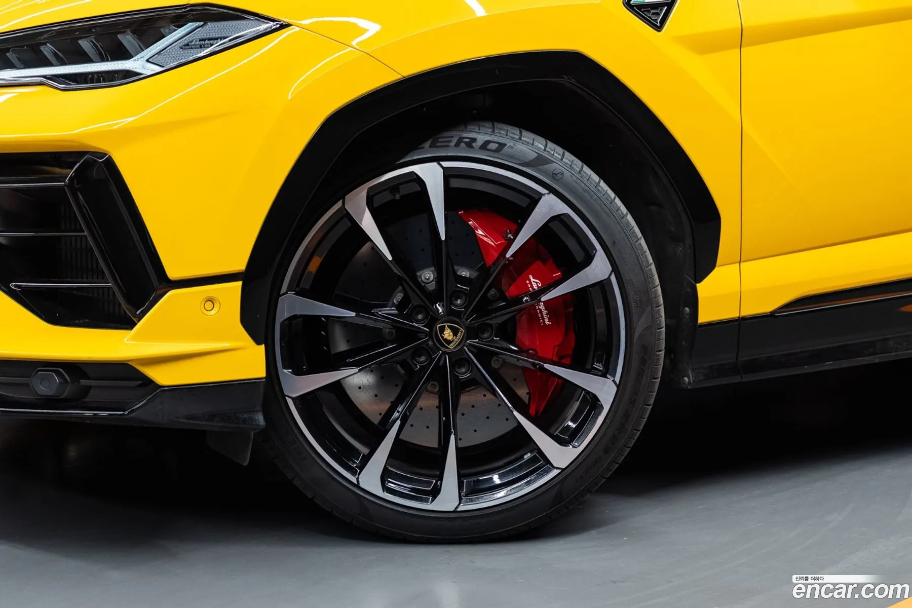 Lamborghini Urus 2024 — 8