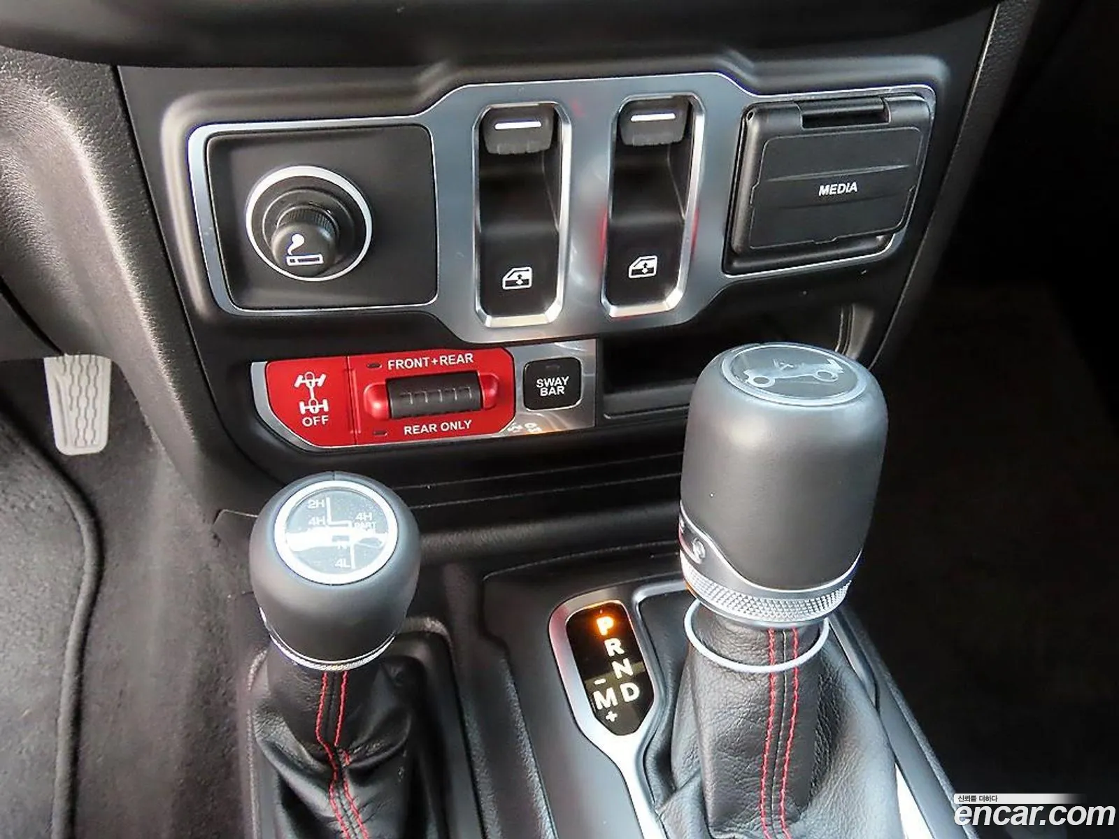 Jeep Wrangler 2020 — 2