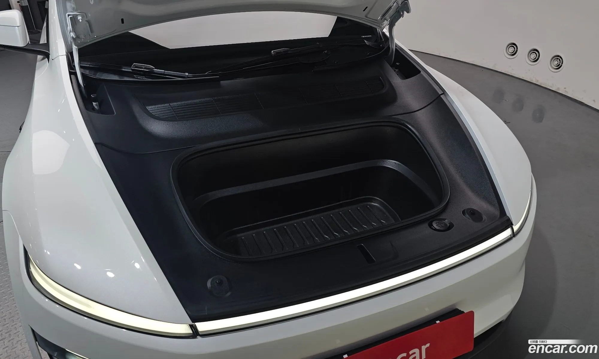 Tesla Model Y 2025 LRWYGCFJXSC053450 — 20