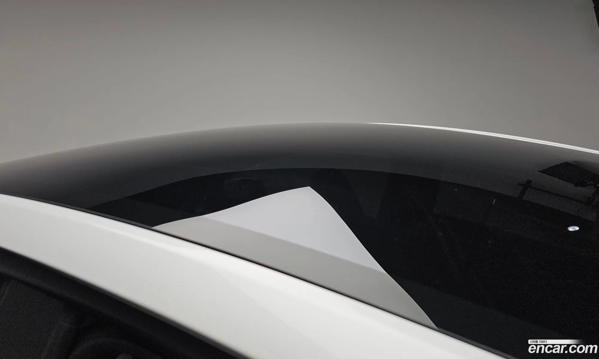 Tesla Model Y 2025 LRWYGCFJXSC053450 — 21