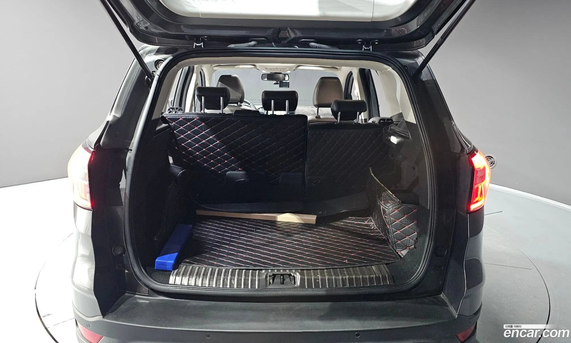 Ford Kuga 2017 WF0AXXWPMHHP13611 — 18