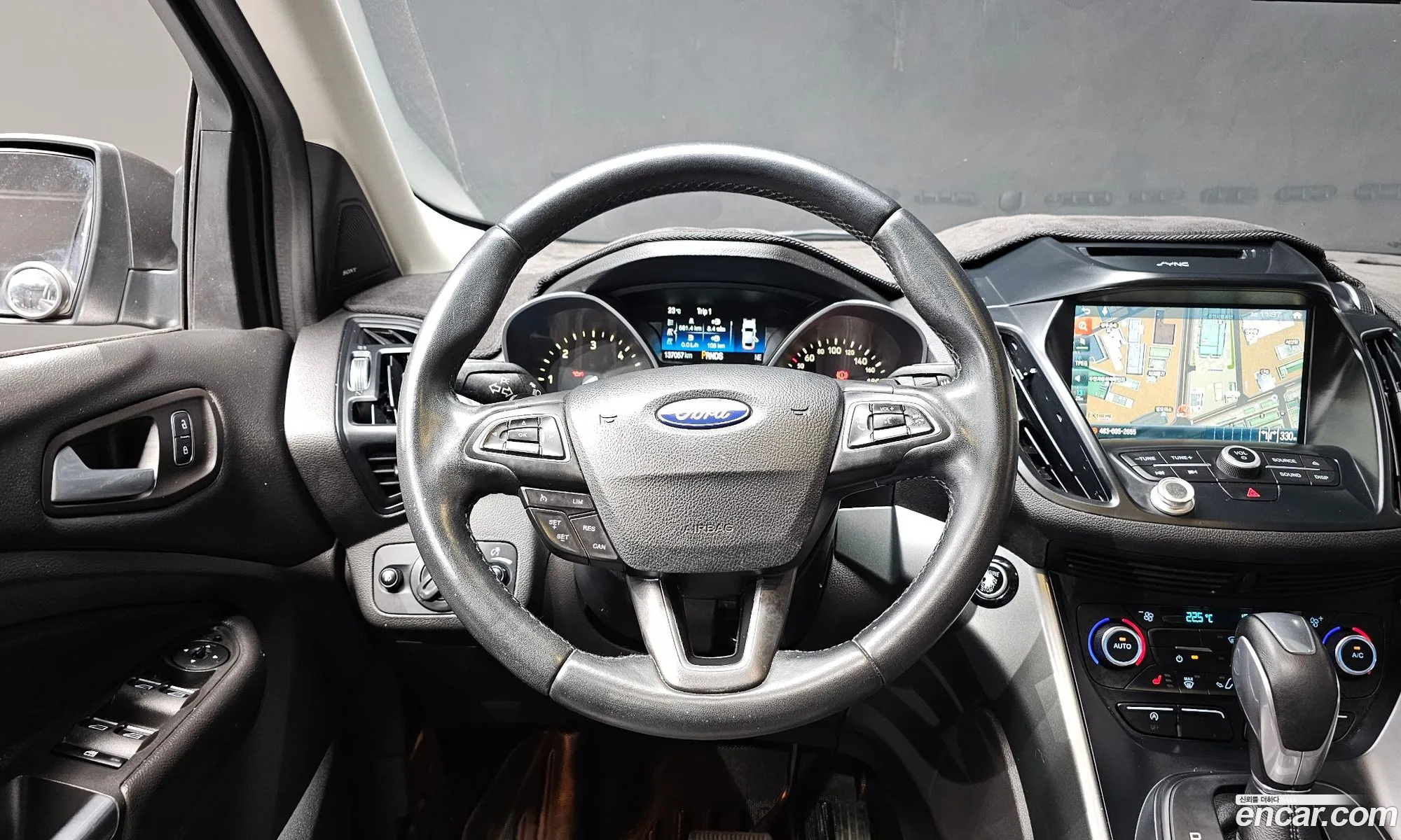 Ford Kuga 2017 WF0AXXWPMHHP13611 — 8
