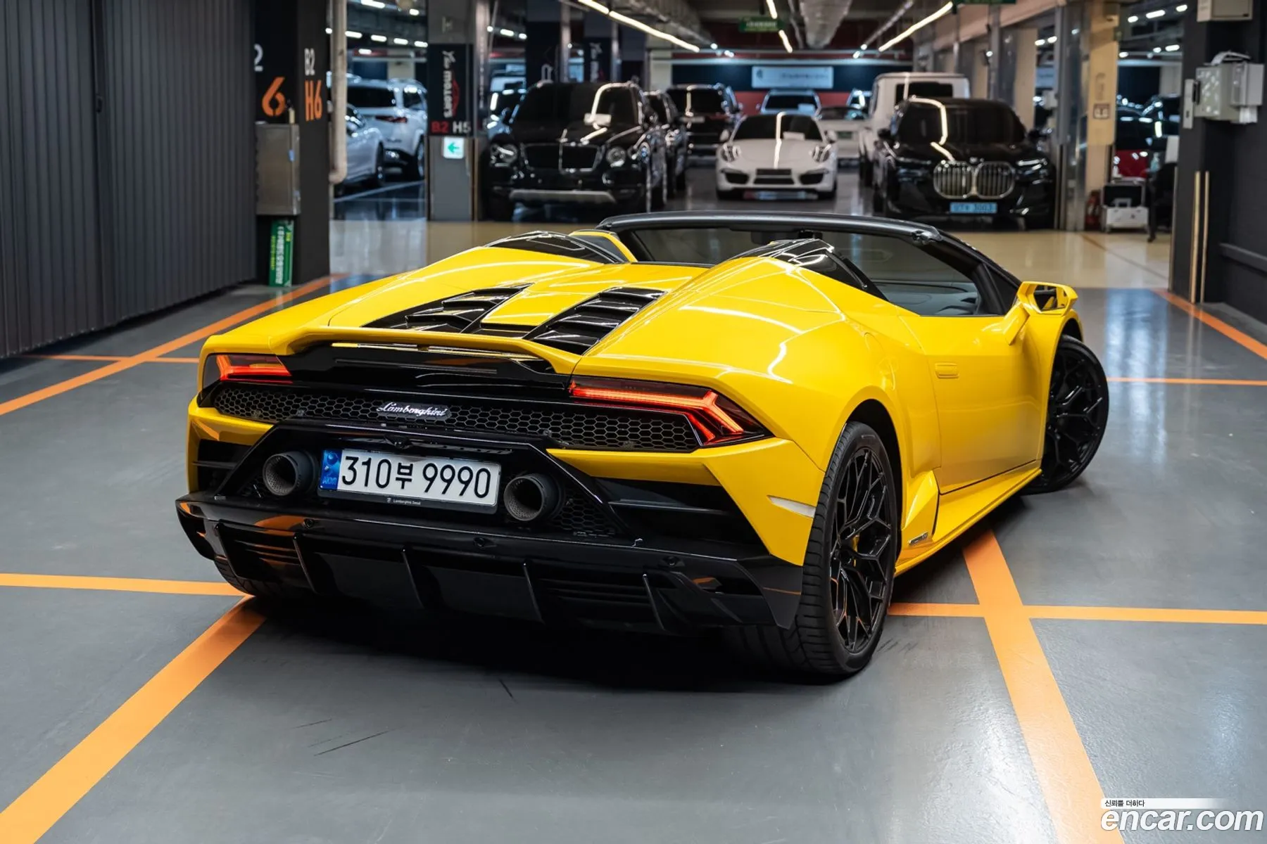 Lamborghini Huracan 2023 — 8