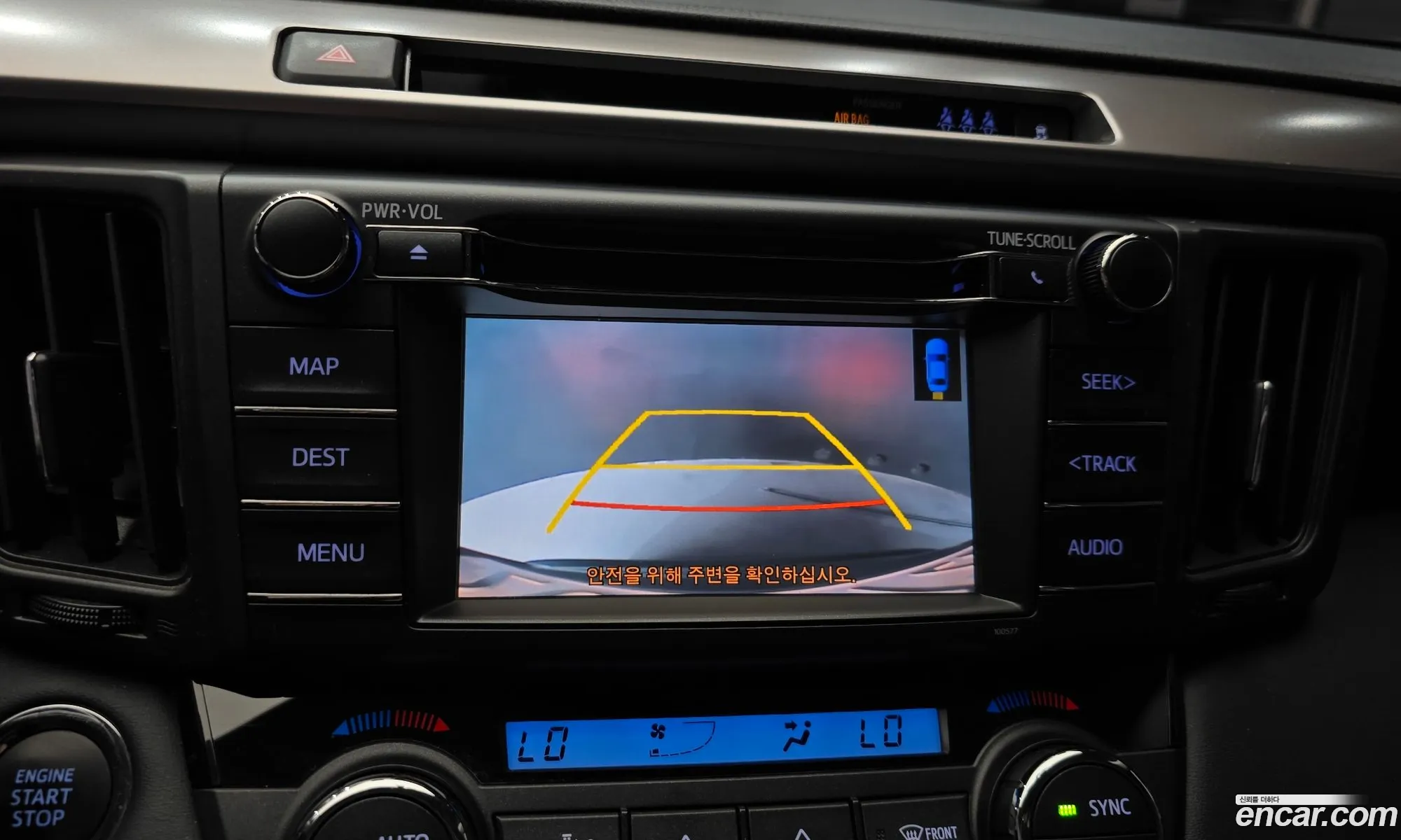 Toyota RAV4 2018 — 18
