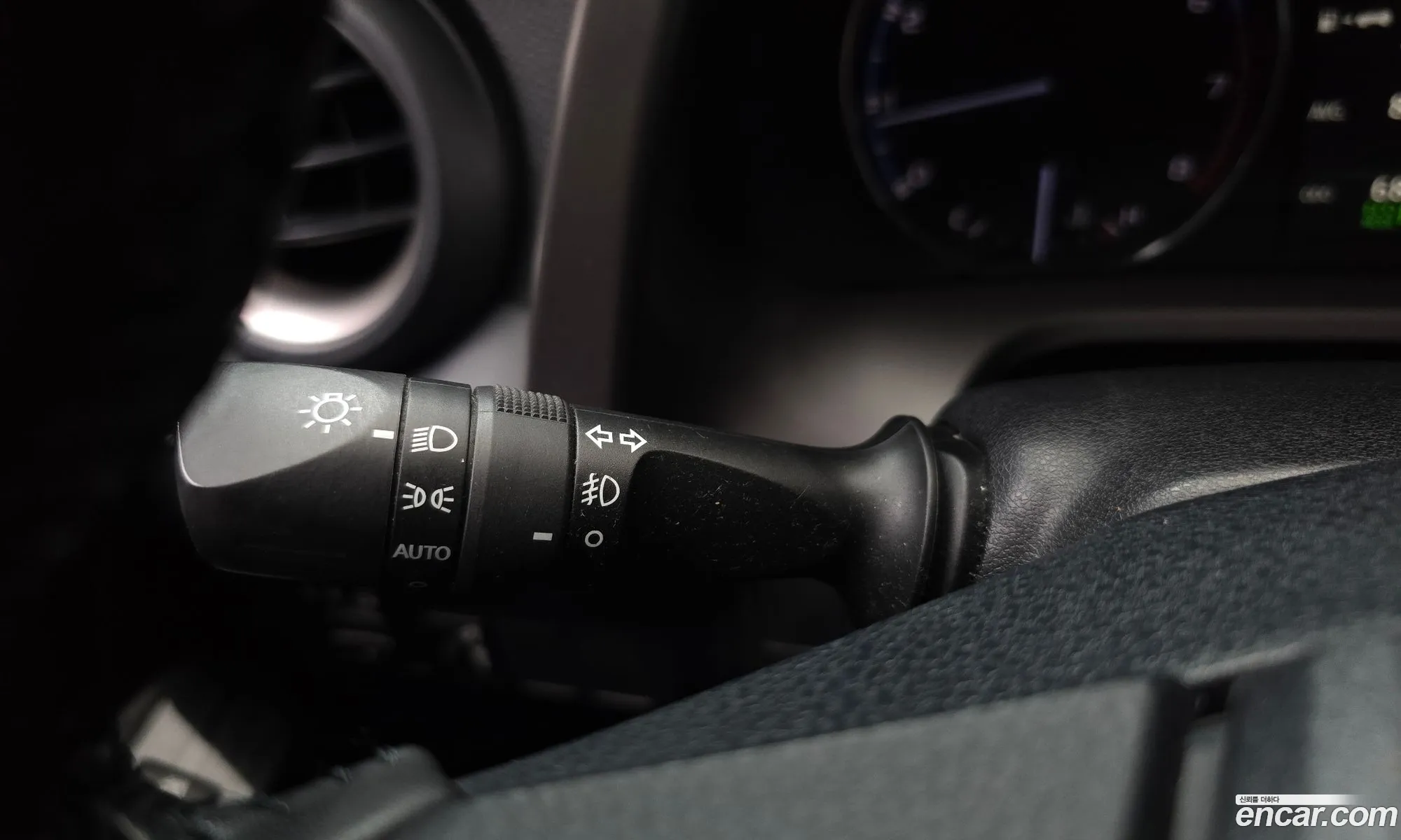 Toyota RAV4 2018 — 29
