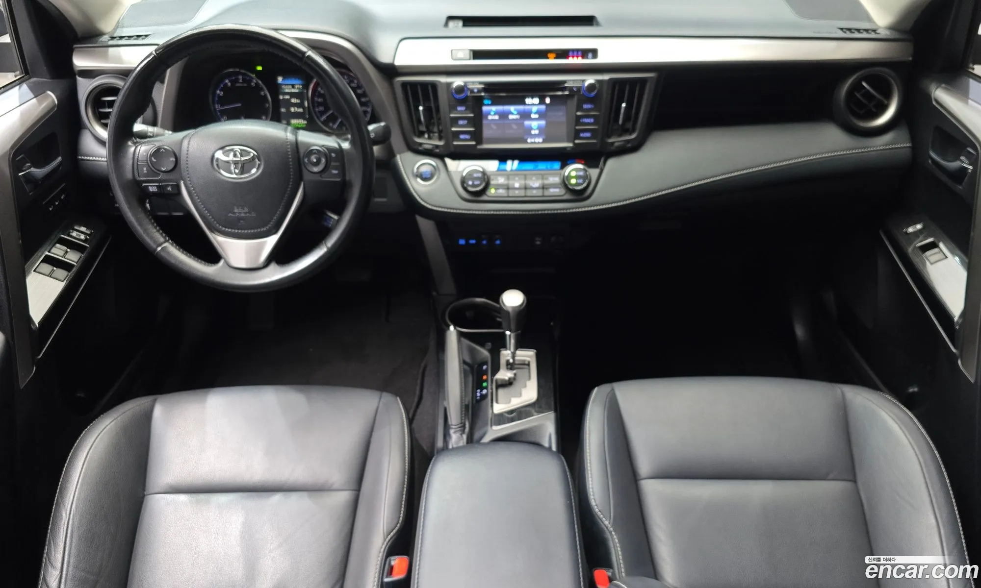 Toyota RAV4 2018 — 16