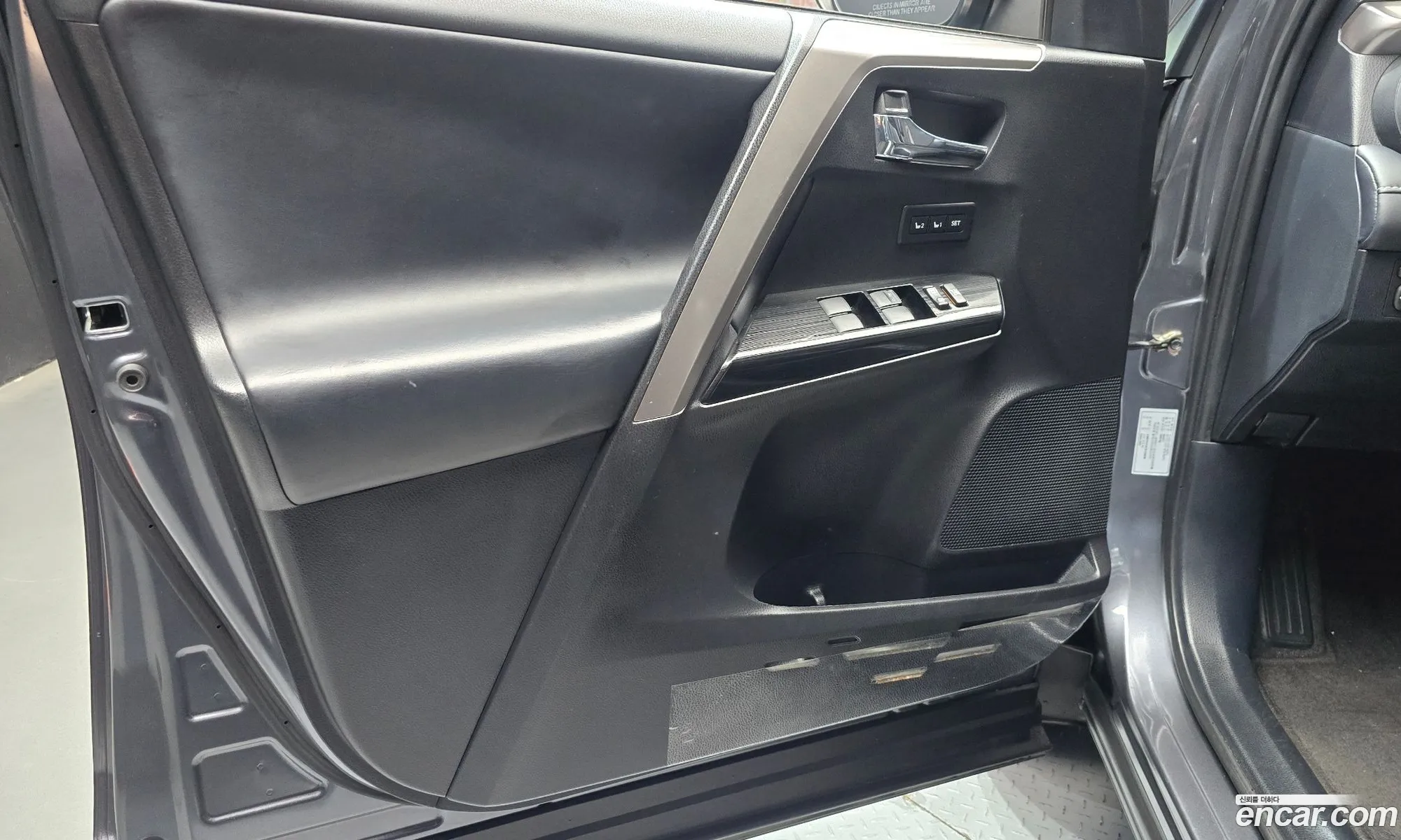 Toyota RAV4 2018 — 10