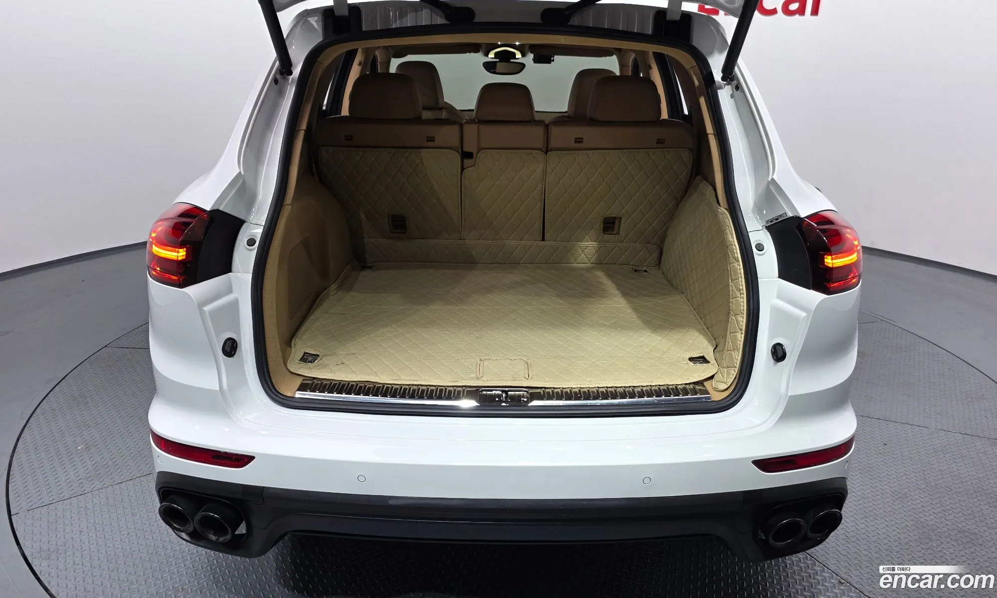 Porsche Cayenne 2017 WP1AF2924HKA31172 — 20