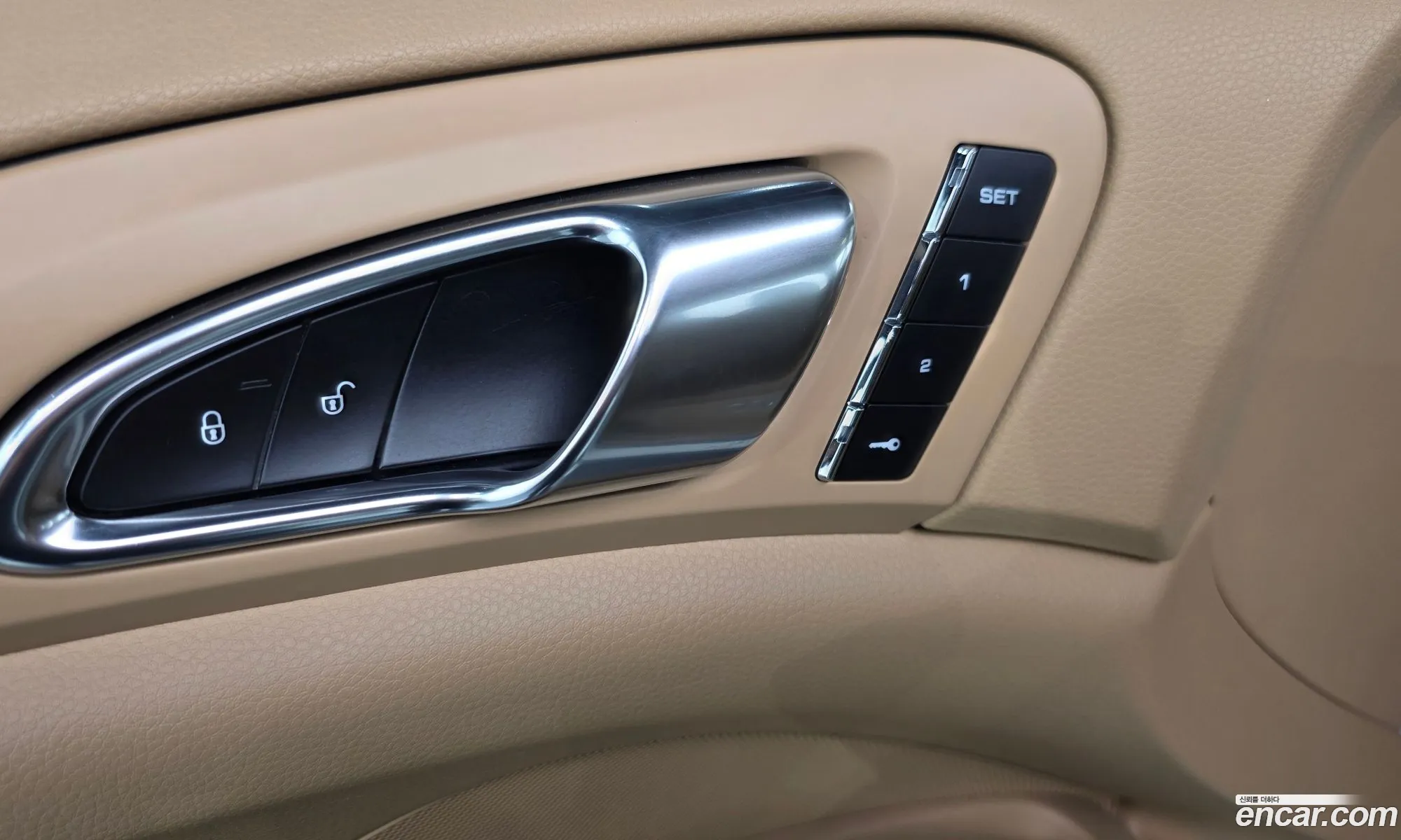 Porsche Cayenne 2017 WP1AF2924HKA31172 — 32