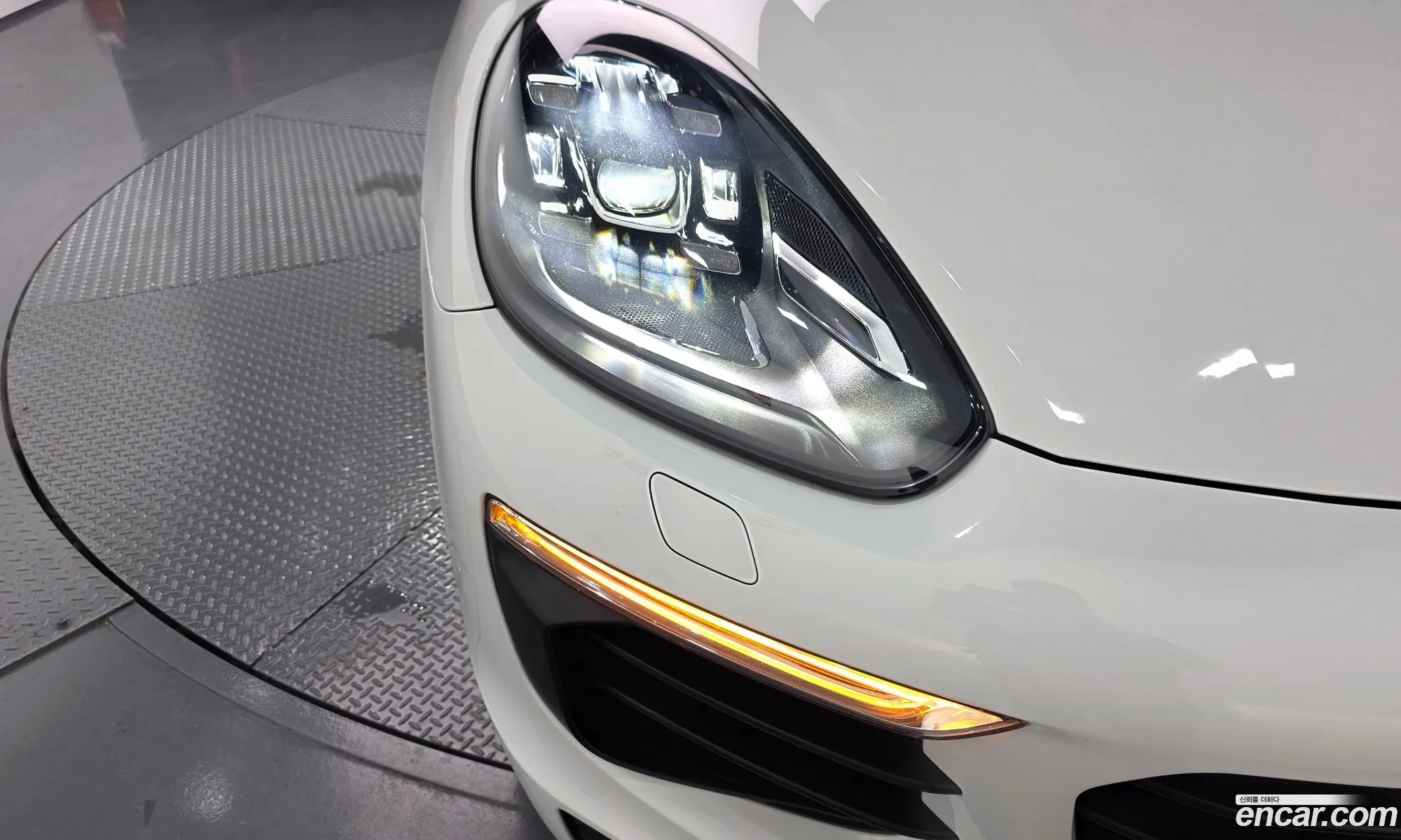 Porsche Cayenne 2017 WP1AF2924HKA31172 — 6