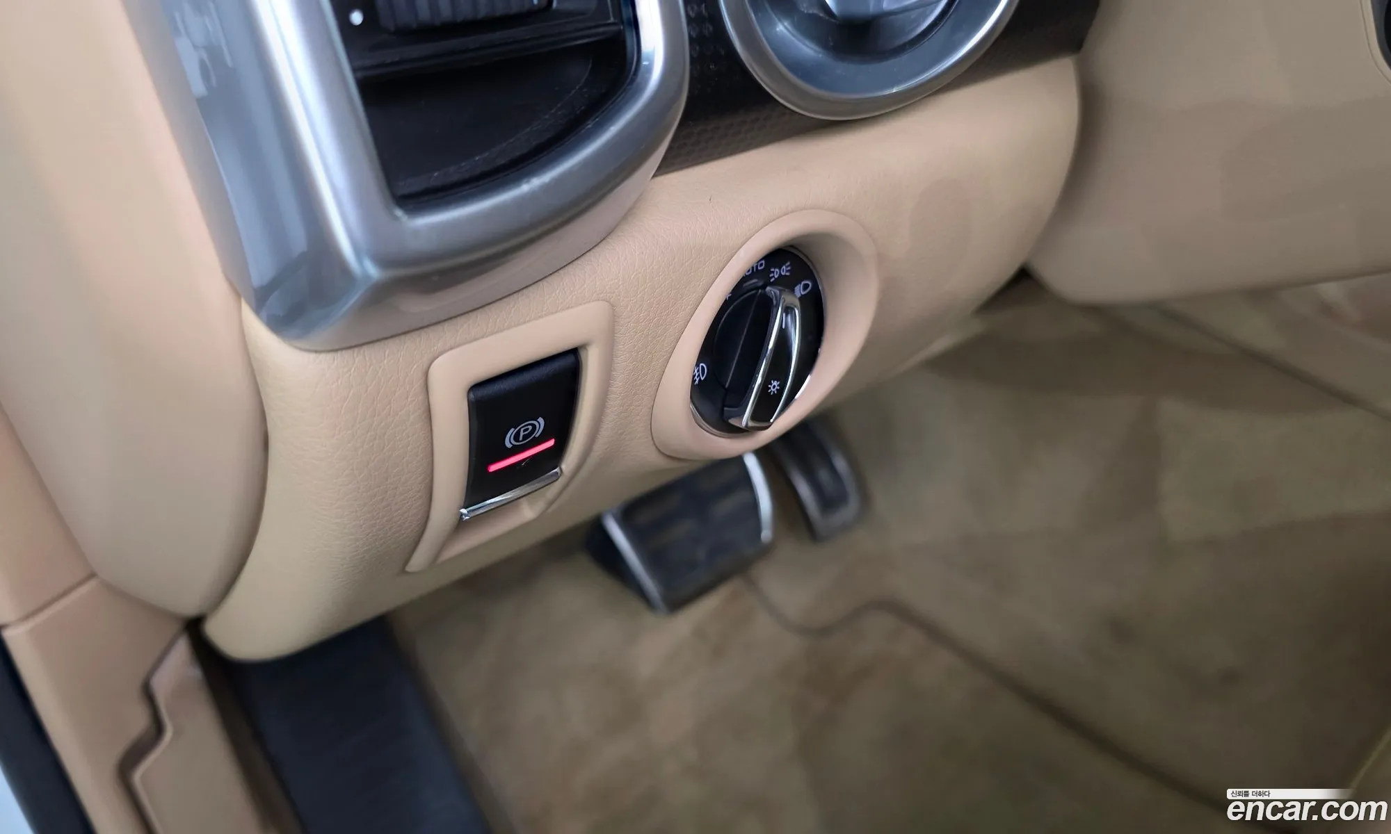 Porsche Cayenne 2017 WP1AF2924HKA31172 — 30