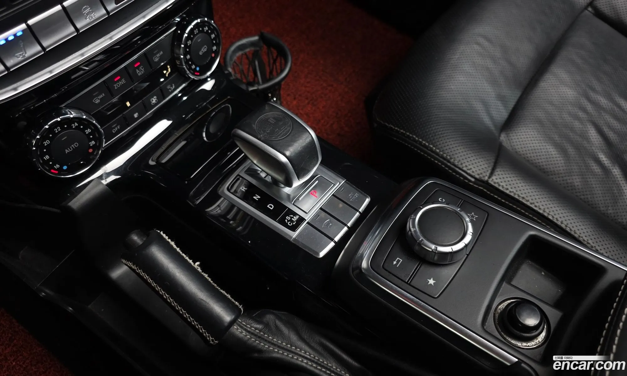 Mercedes-Benz G-Class W463 2012 — 15