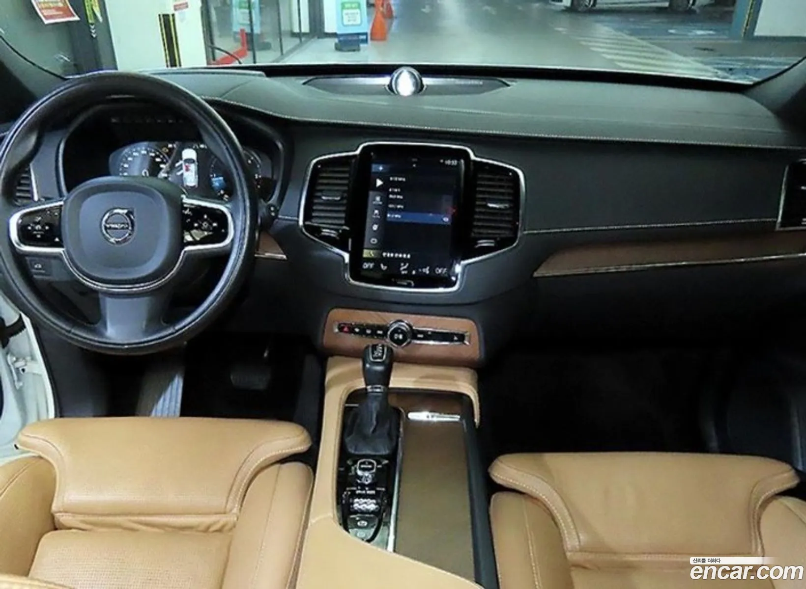 Volvo XC90 2016 — 14