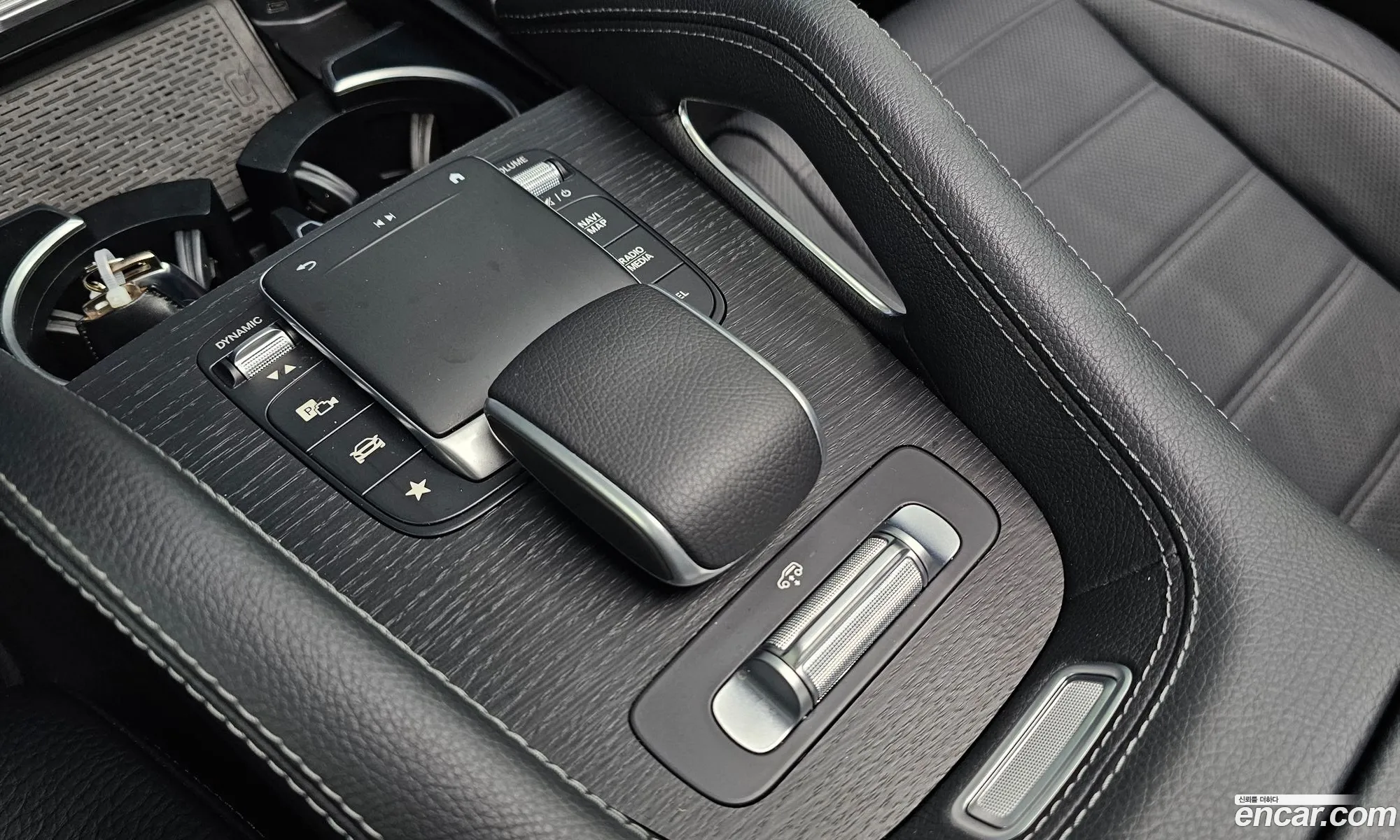 Mercedes-Benz GLE-Class W167 2023 — 23