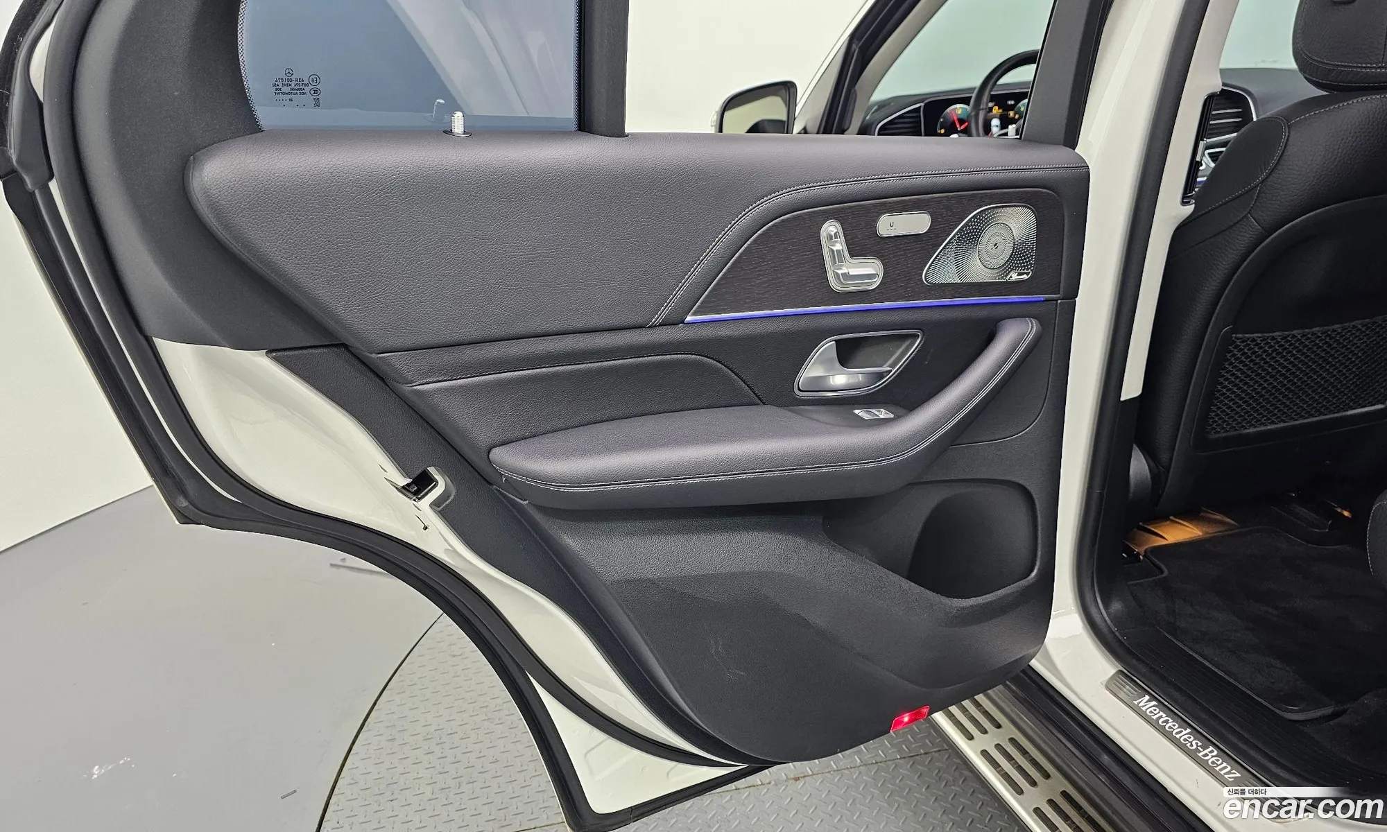 Mercedes-Benz GLE-Class W167 2023 — 12