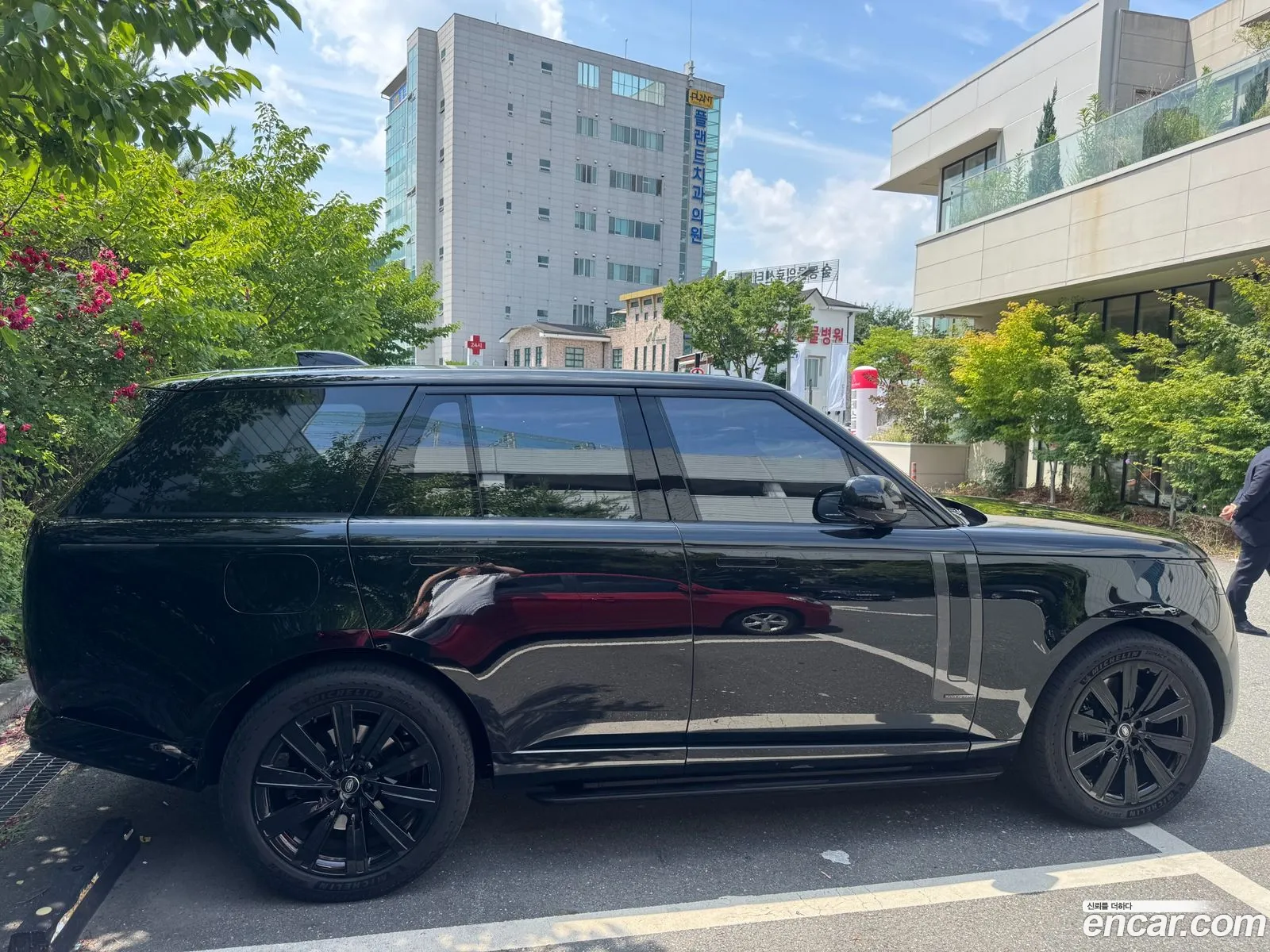 Land Rover Range Rover 2025 — 3
