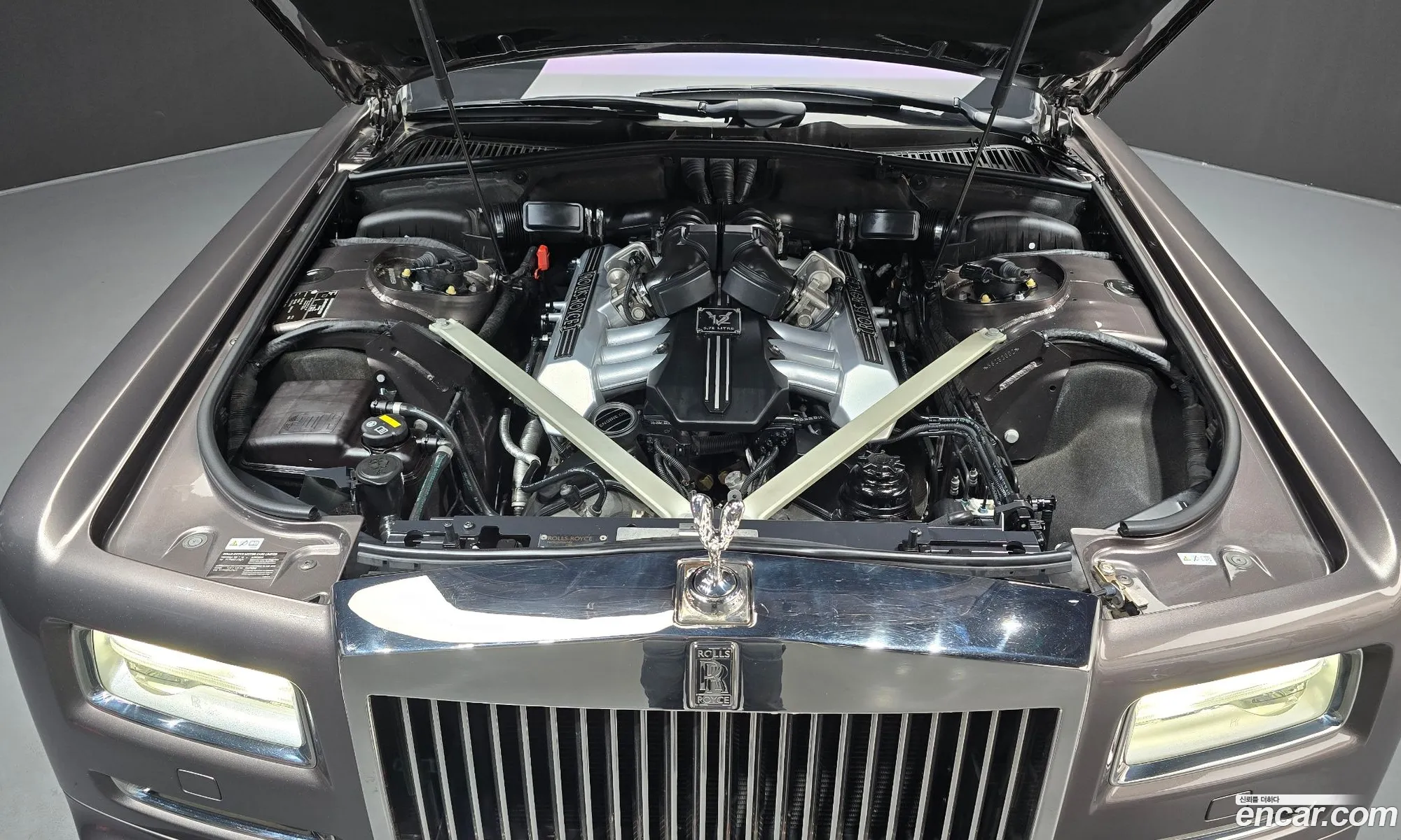 Rolls-Royce Phantom 2014 SCA681S00FUX72559 — 14