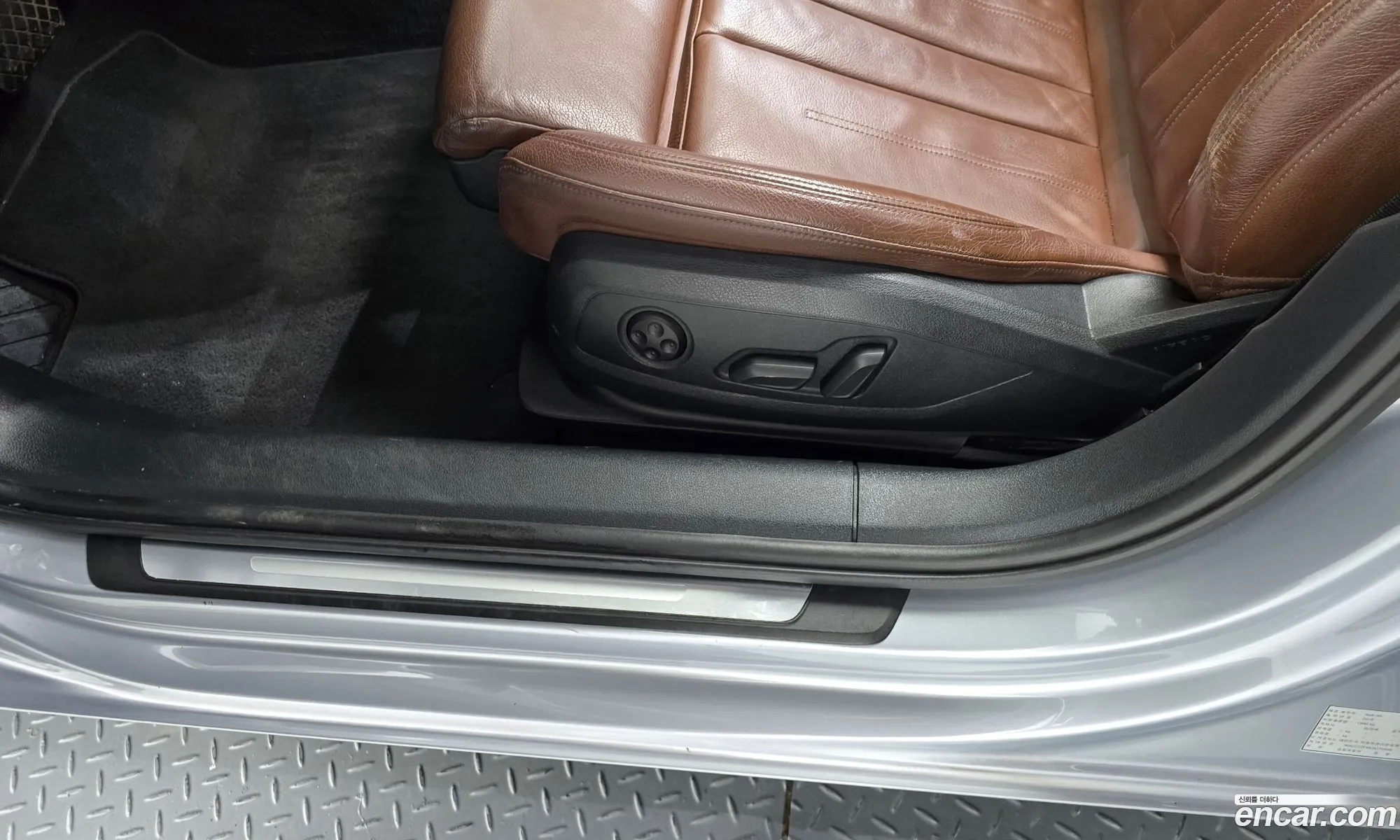 Audi A4 2018 WAUZZZF44JA170589 — 25