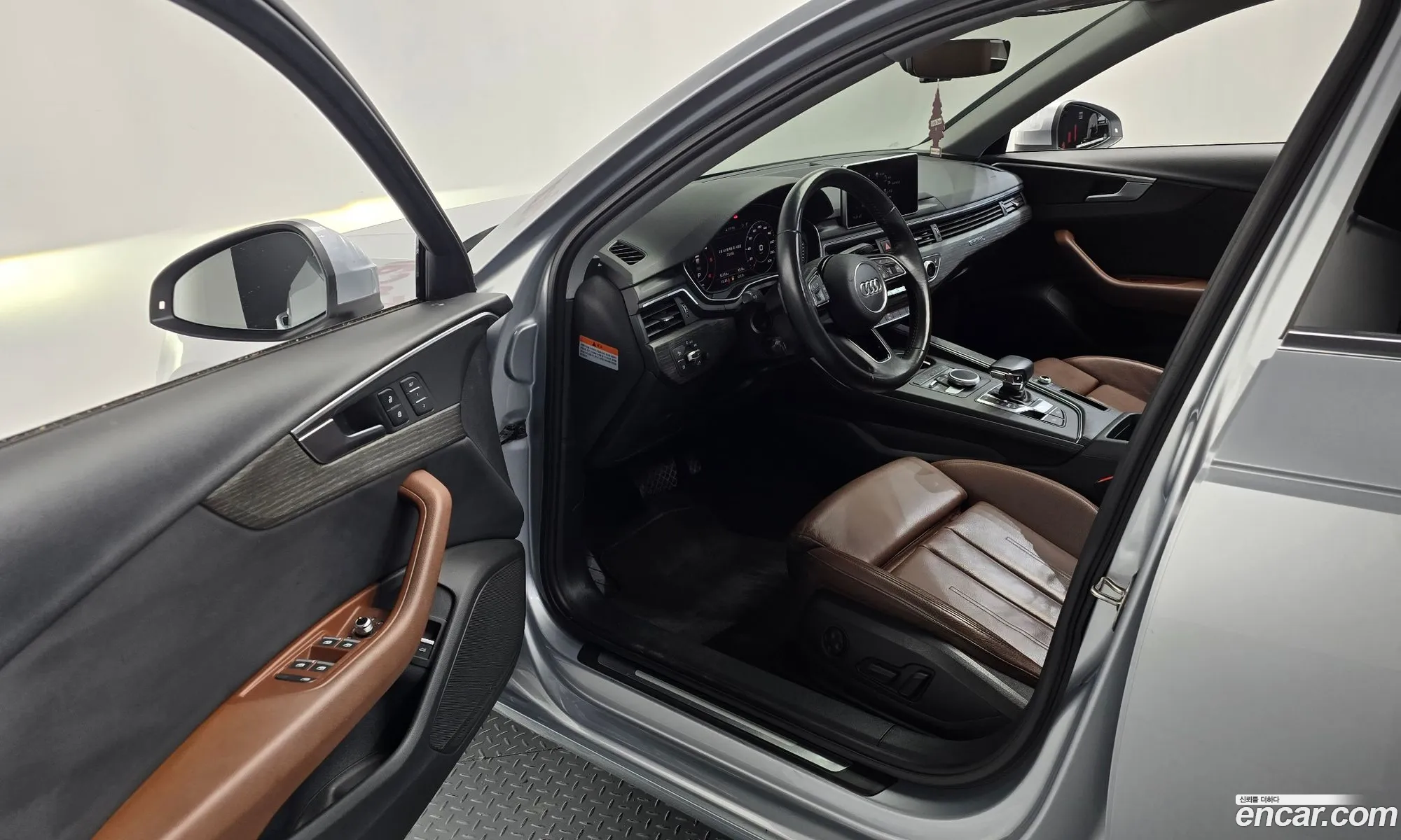Audi A4 2018 WAUZZZF44JA170589 — 27