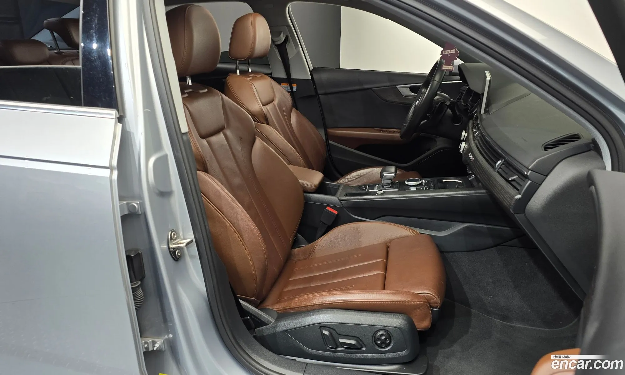 Audi A4 2018 WAUZZZF44JA170589 — 8