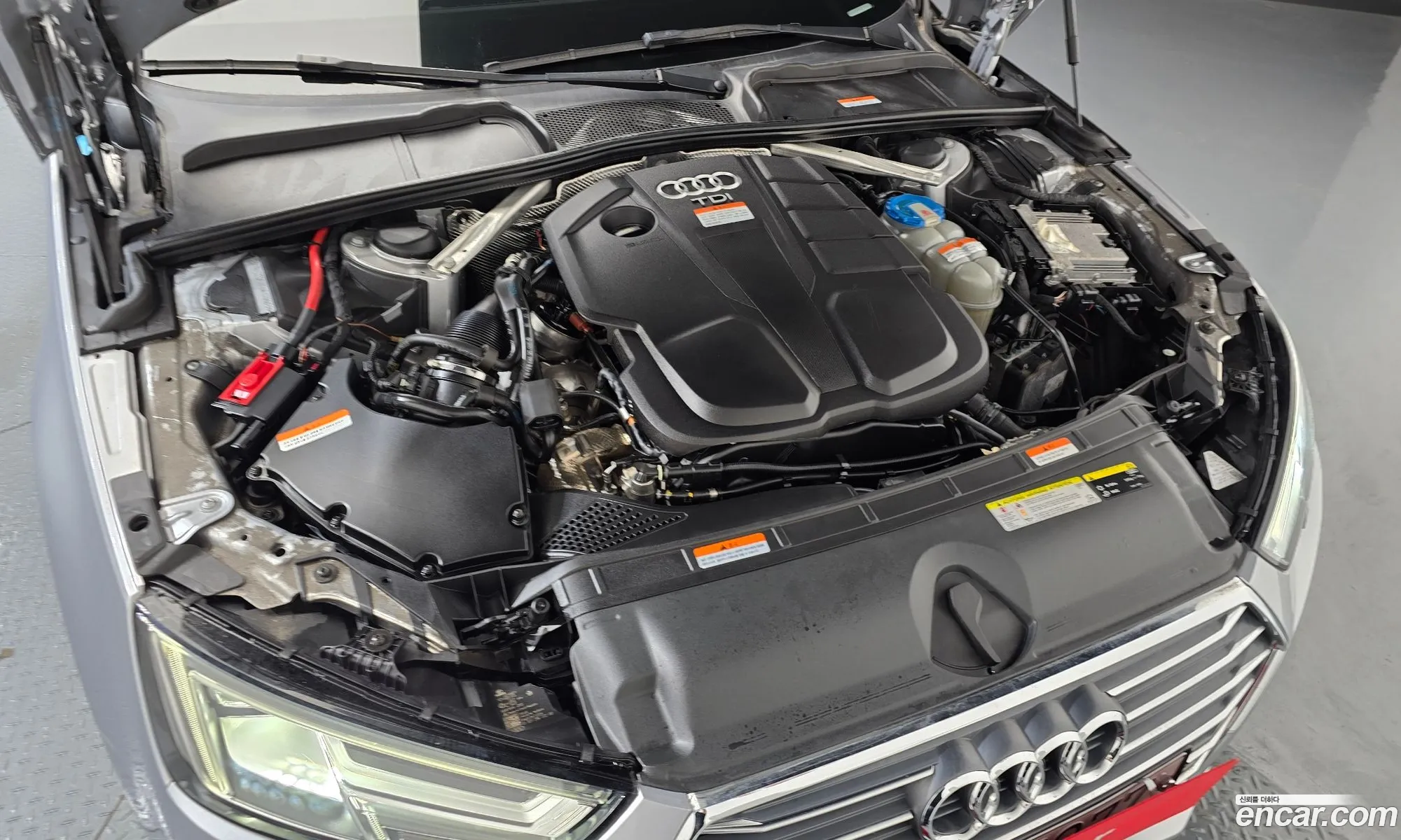 Audi A4 2018 WAUZZZF44JA170589 — 16