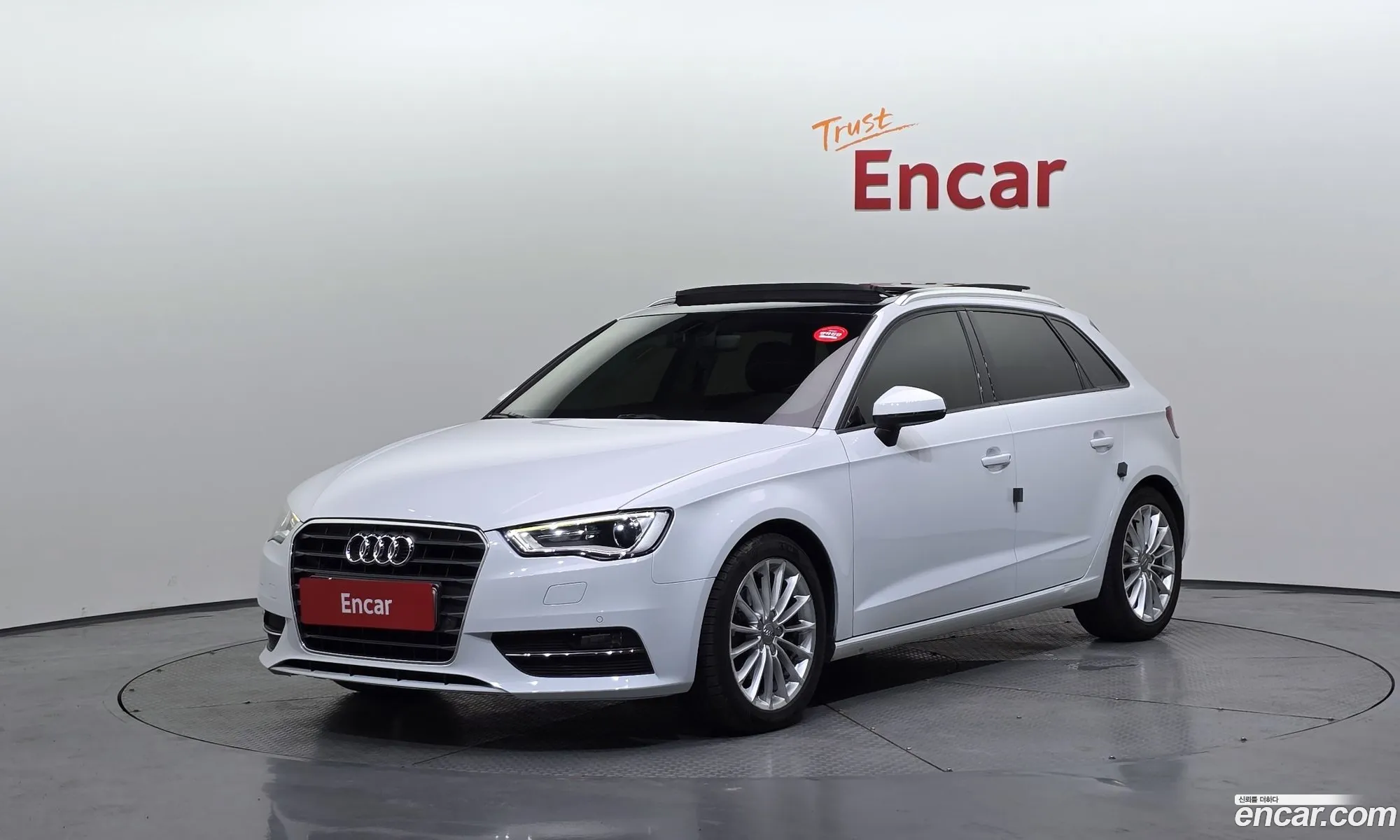Audi A3 2015 WAUZZZ8V2GA011617 — 3