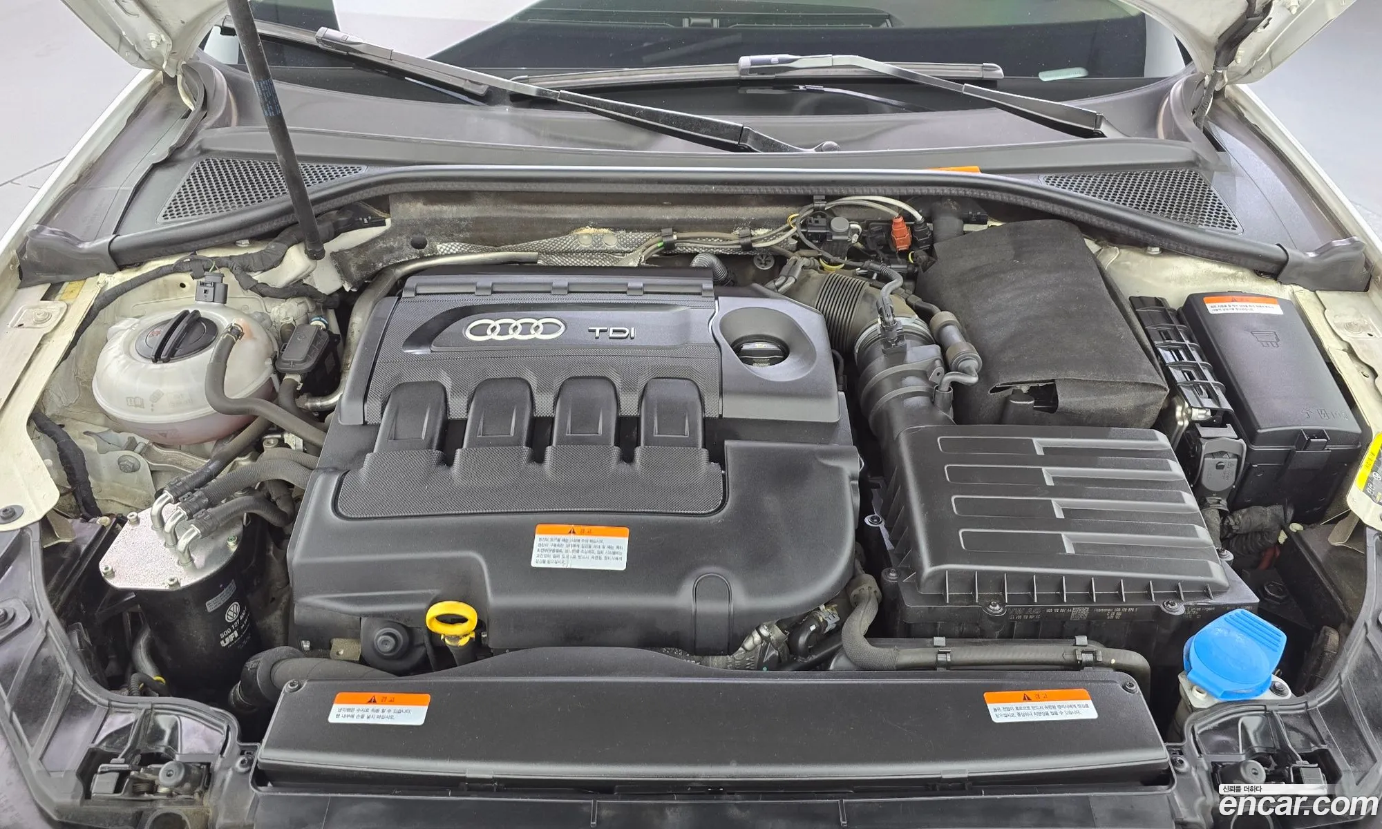 Audi A3 2015 WAUZZZ8V2GA011617 — 16