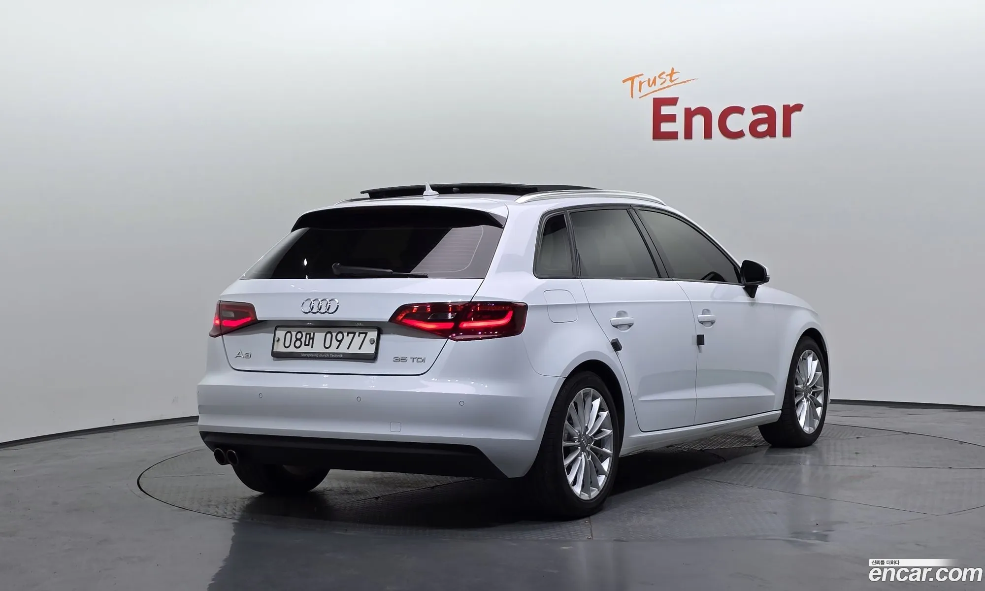 Audi A3 2015 WAUZZZ8V2GA011617 — 4