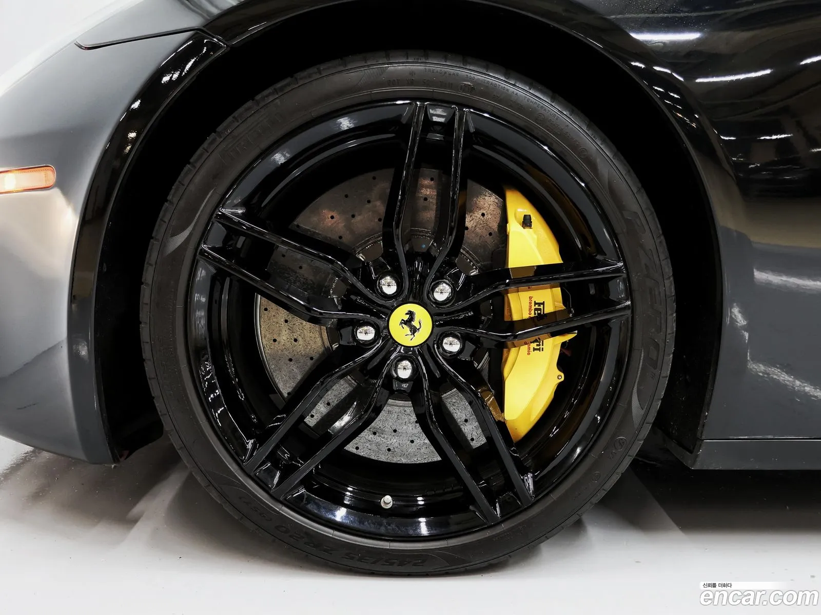 Ferrari FF 2012 — 13